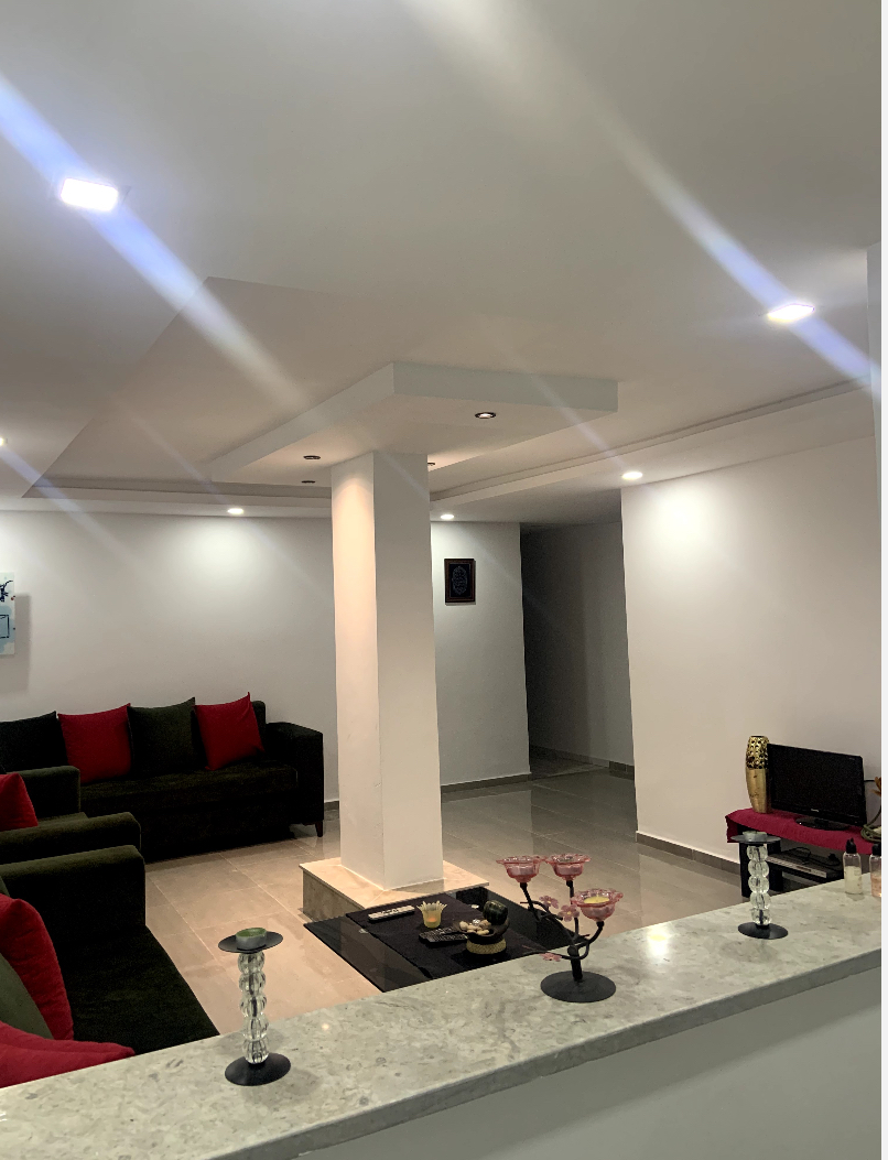 House Living room+3 bedrooms