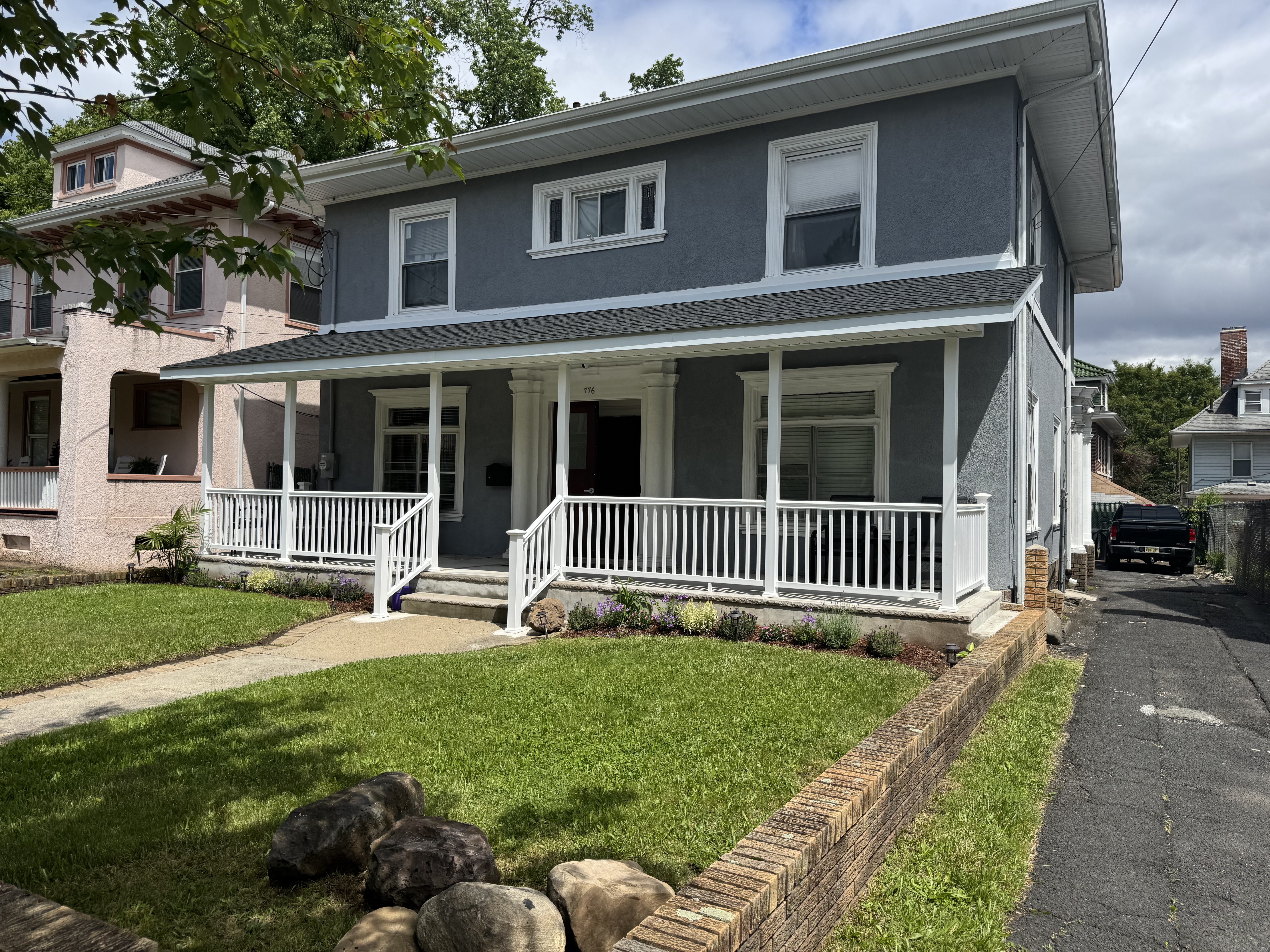 Kings Quarters 2 -close to NYC -private bathroom in South, Newark