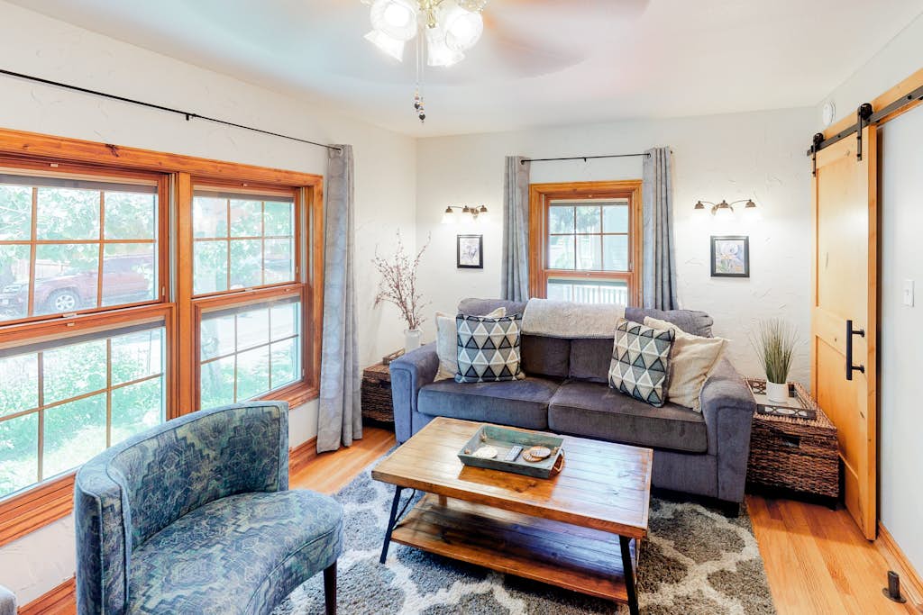 Walkable 1BR | Fireplace | Patio in Bozeman, Bozeman