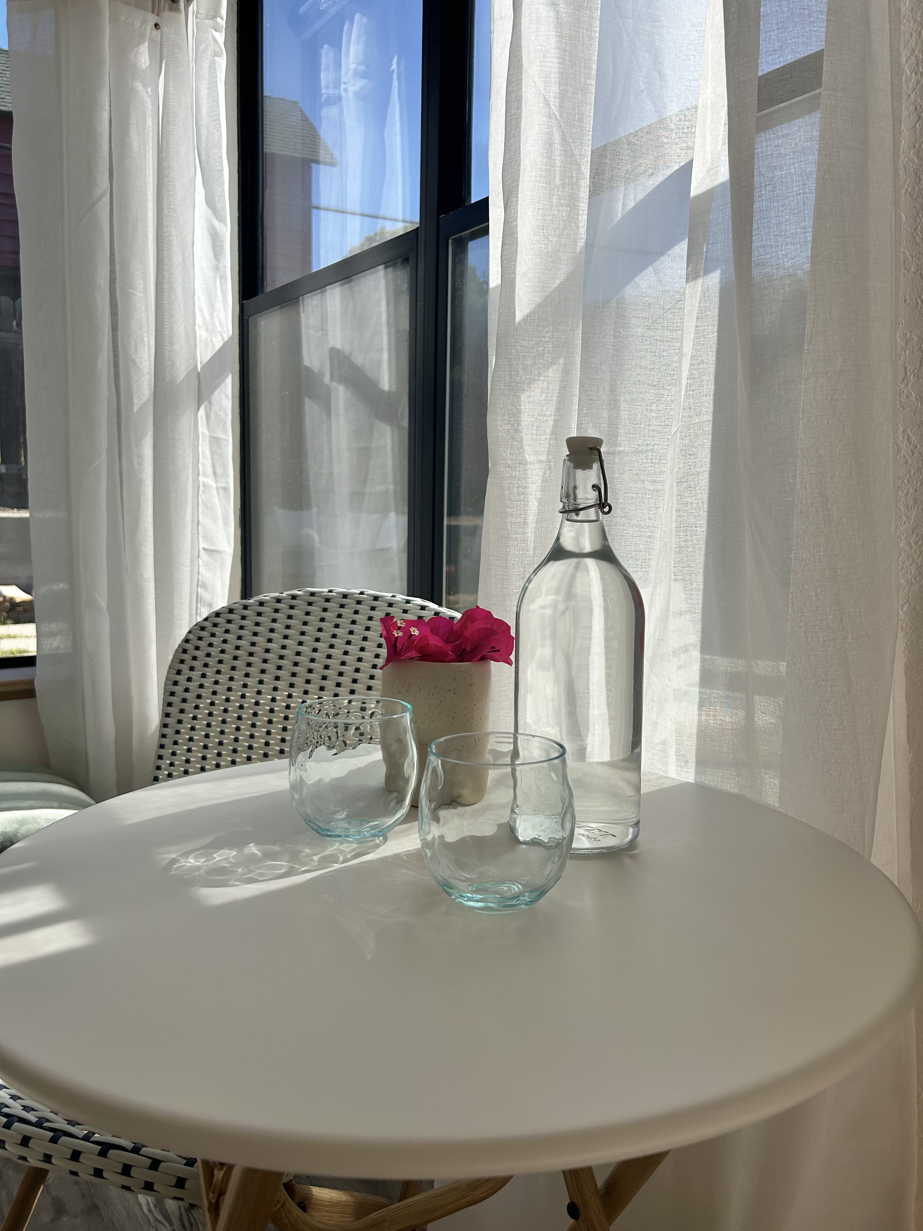 Getaway Studio - Private Entrance, Patio, FirePit