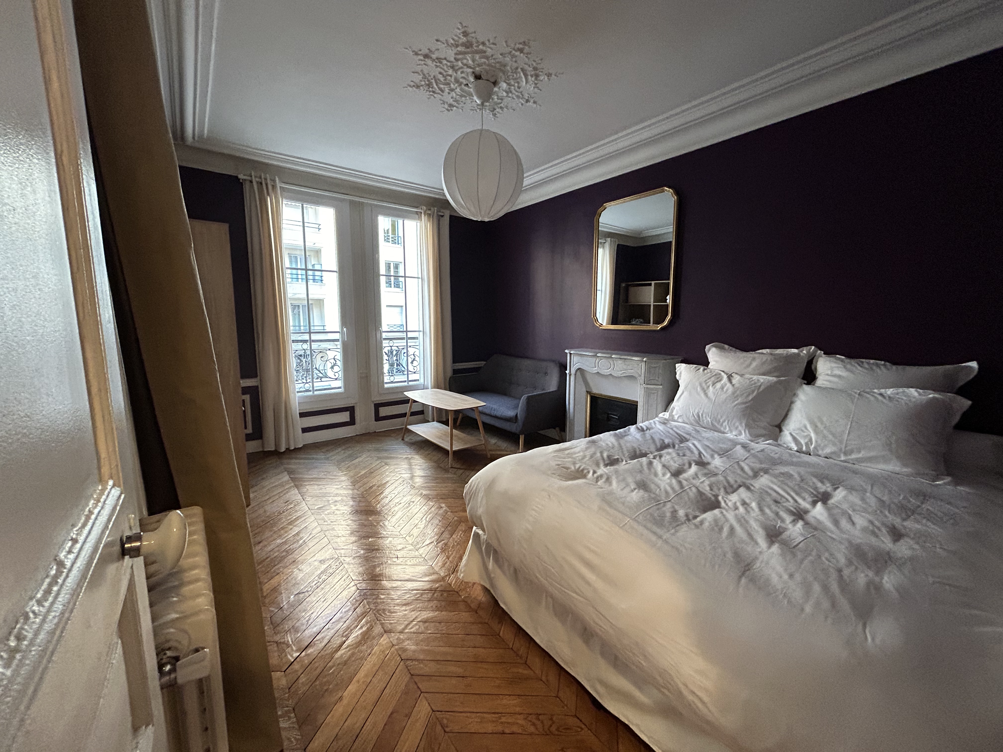 Call apartment hausmannien