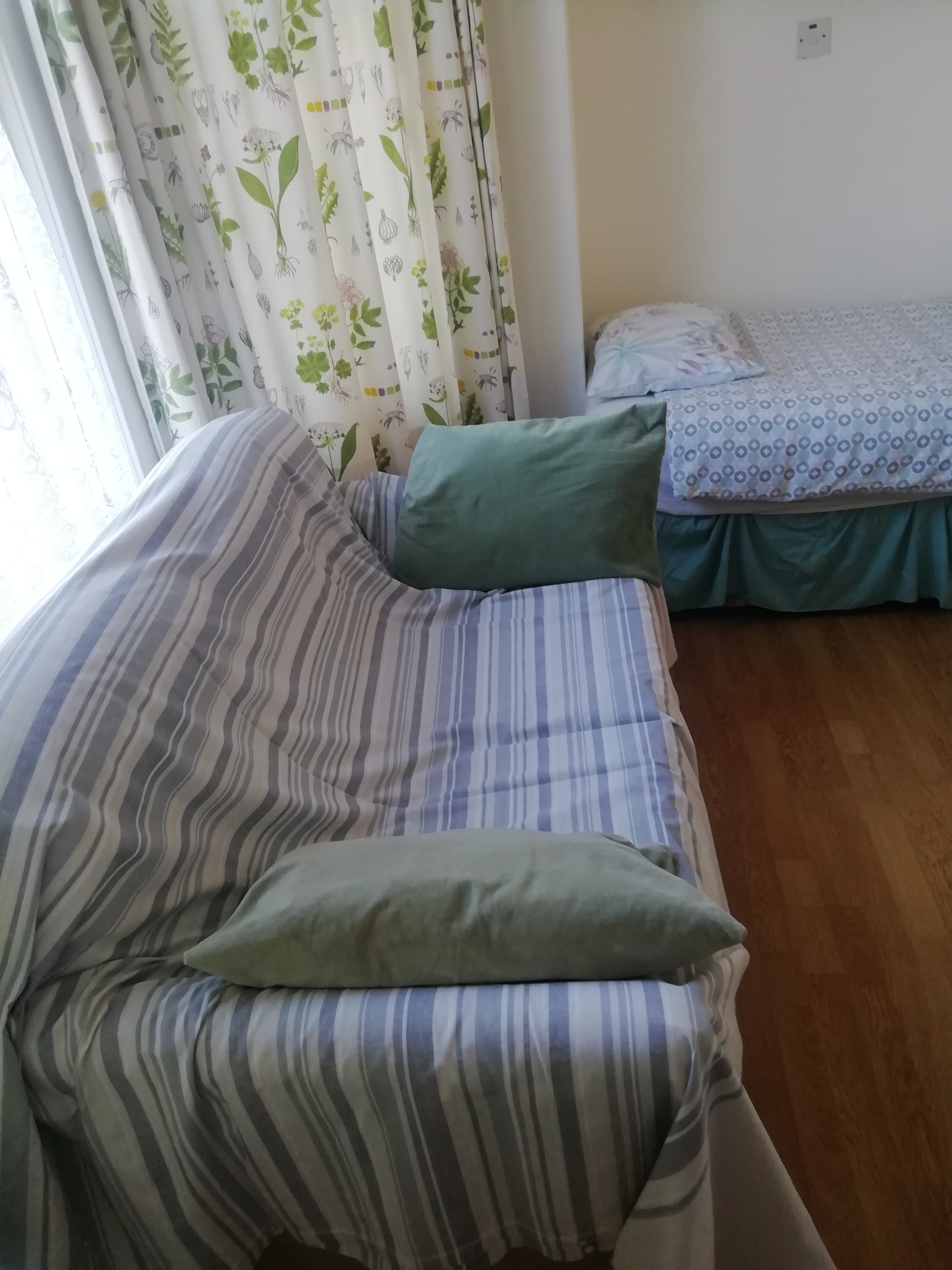 1 bed flat in period house, you won't be sharing