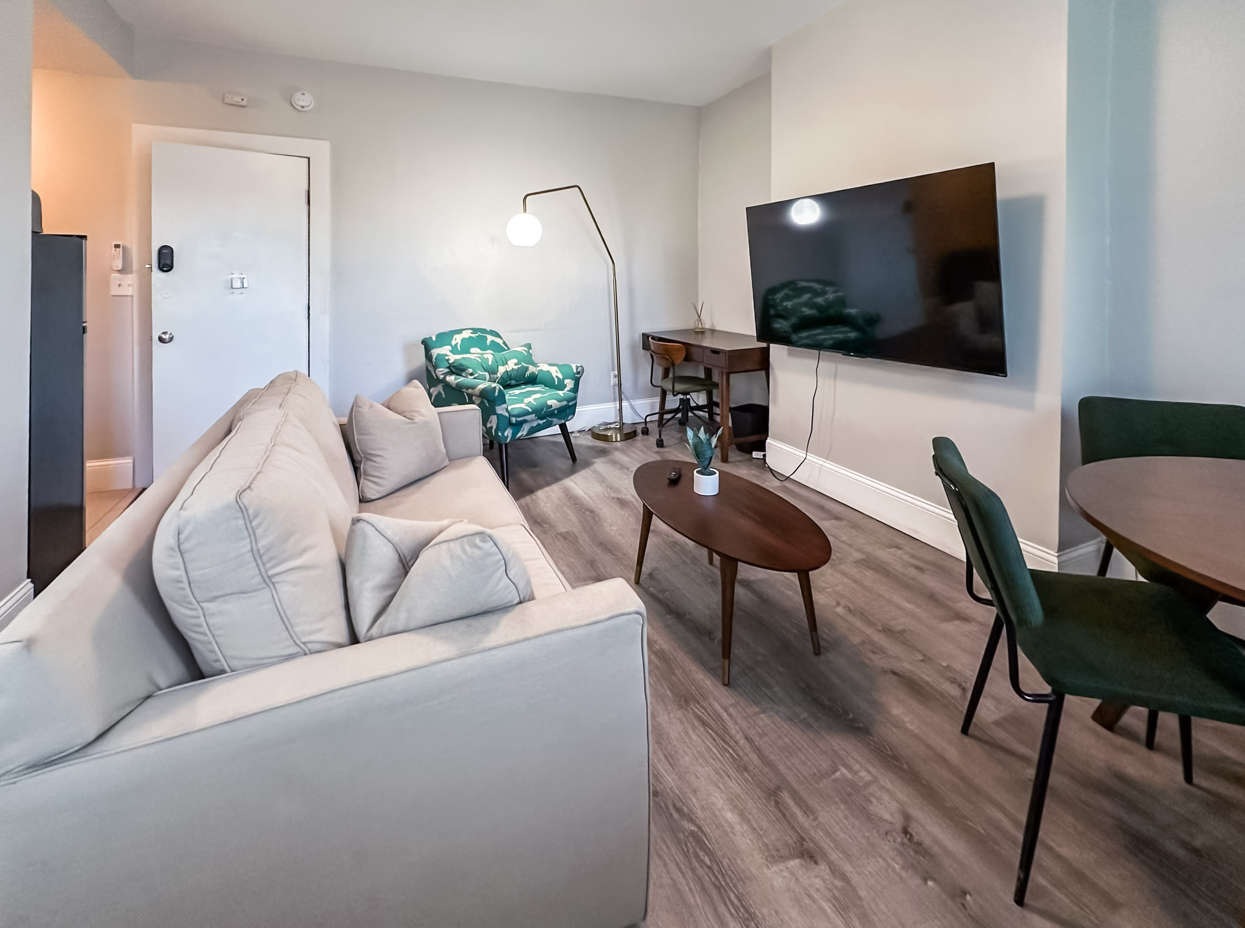 The Ellie House 11, Back Bay, 2 bed! in Back Bay, Boston