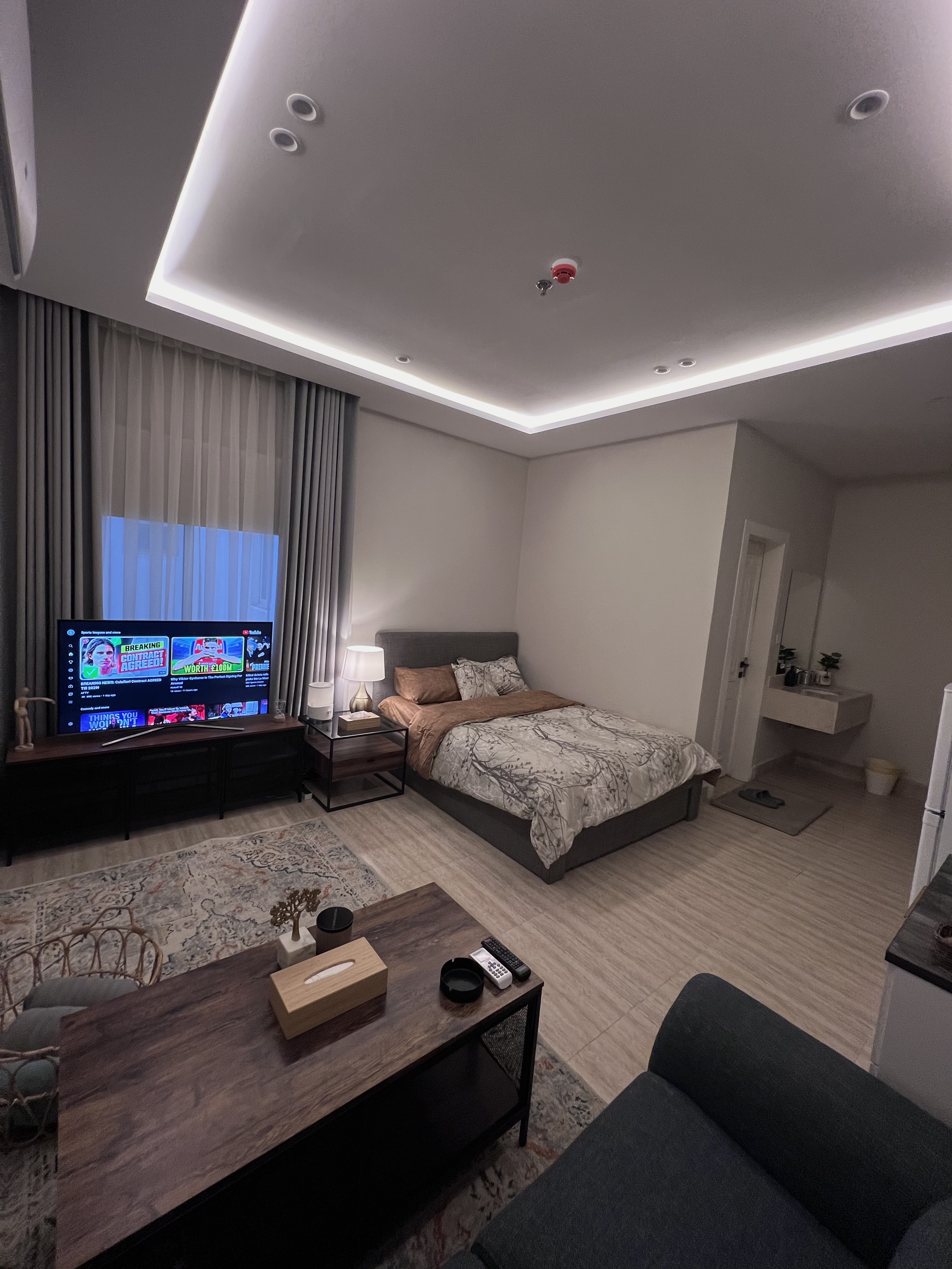 Elegant studio