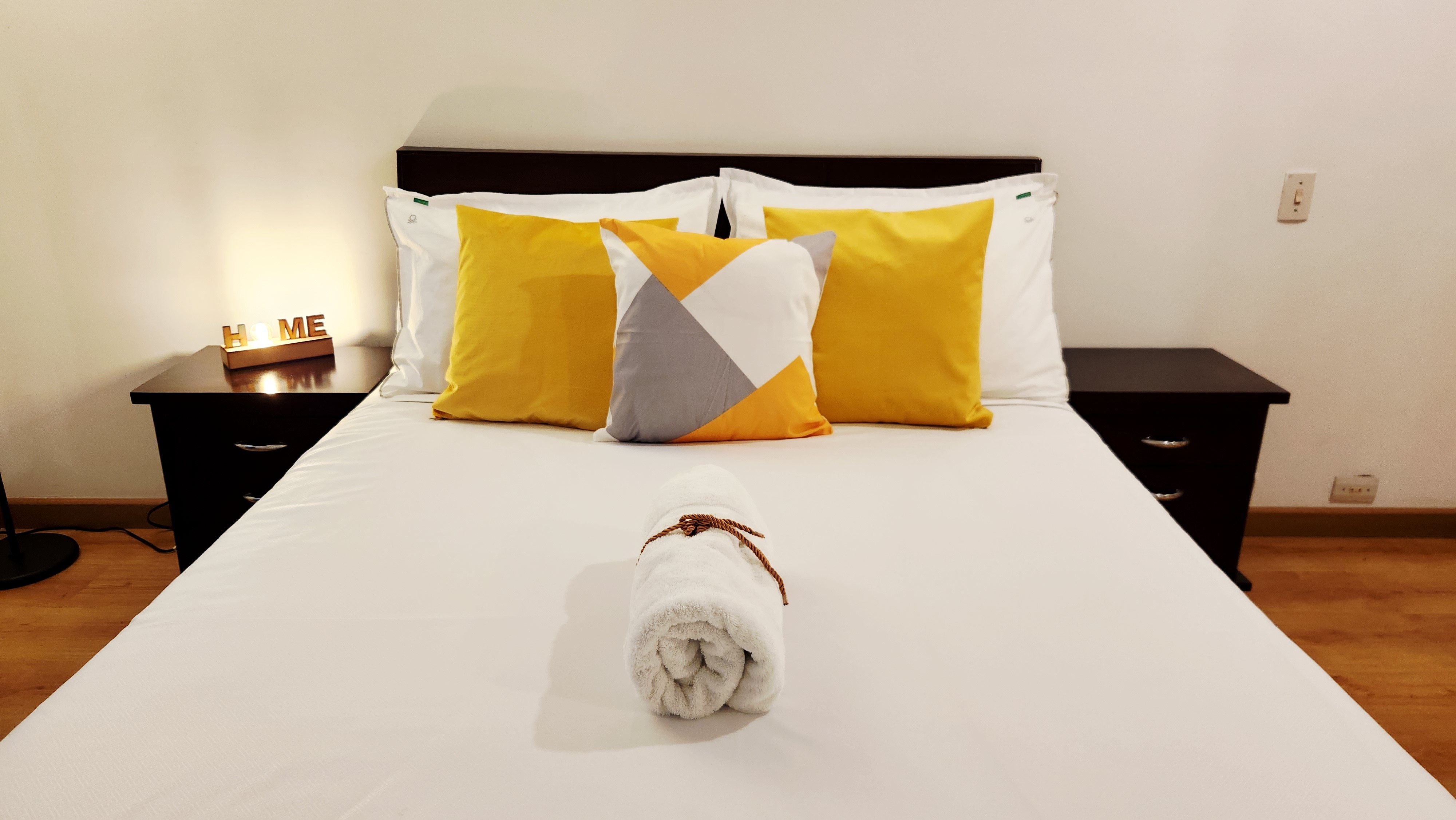 Cozy Master Bedroom with High-Speed WiFi in Usaquen, Bogotá