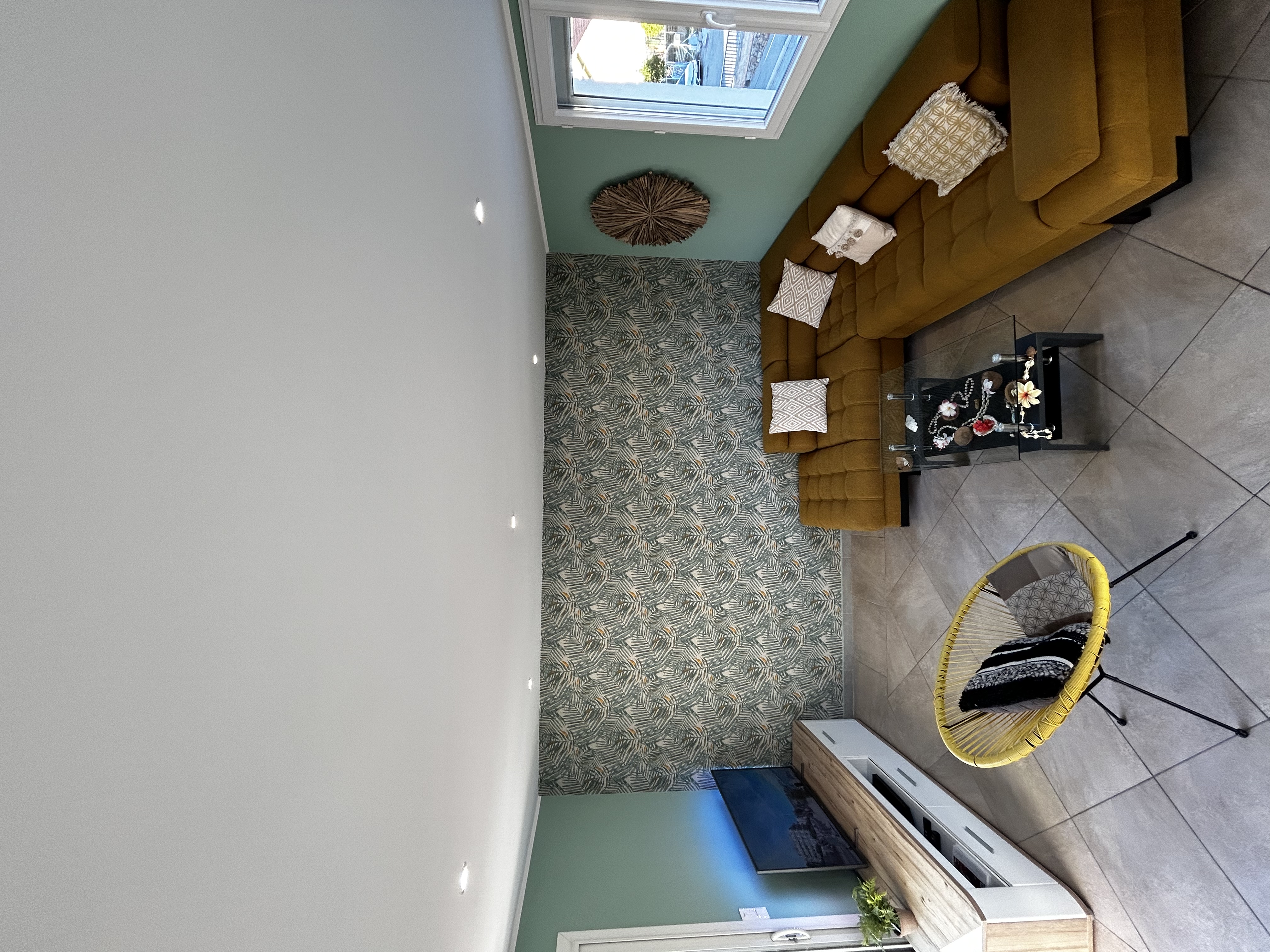 Charming air-conditioned T2, 5min from the sea, parking