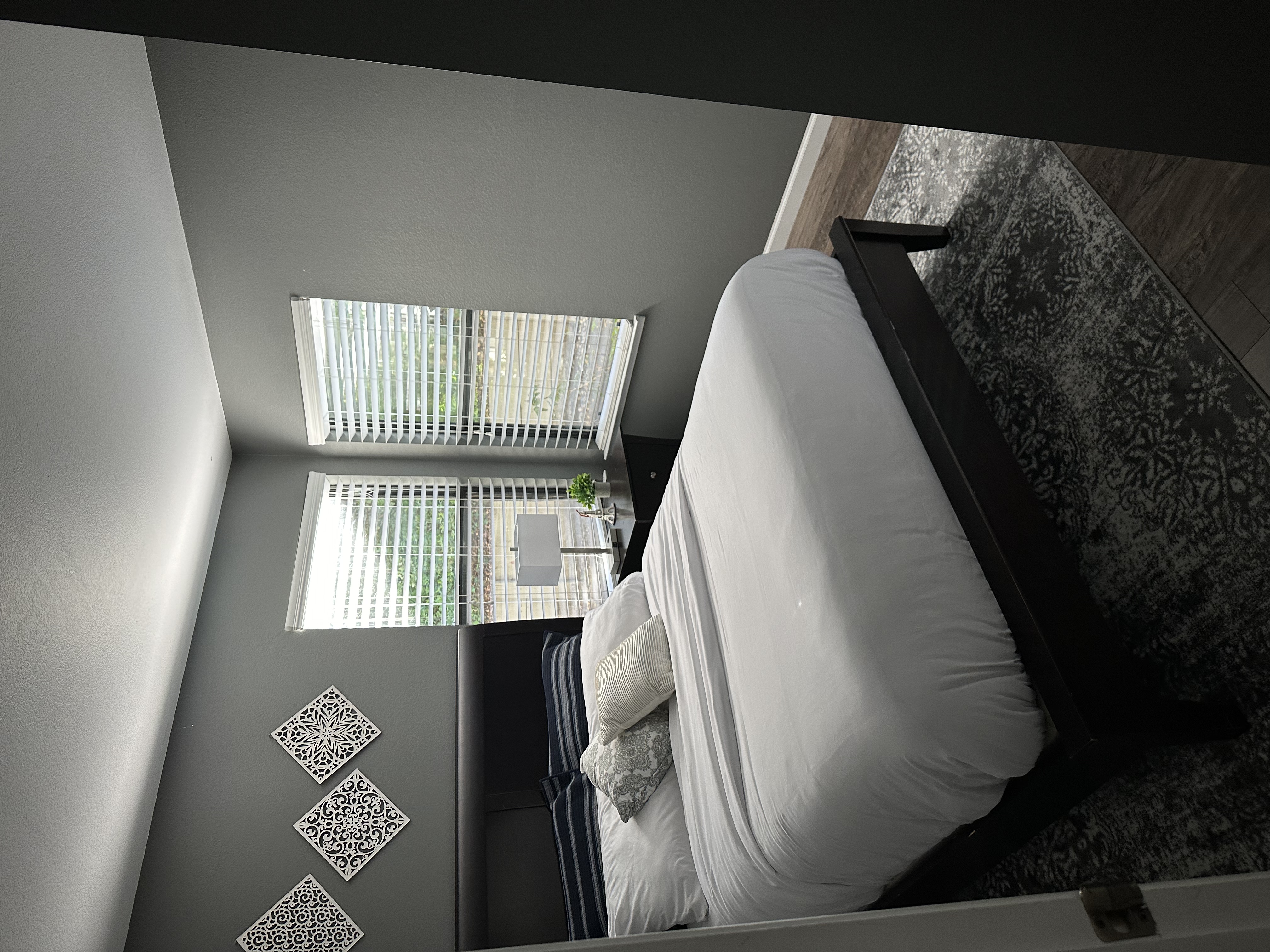 Quiet One Bedroom Condo - close to Santa Cruz