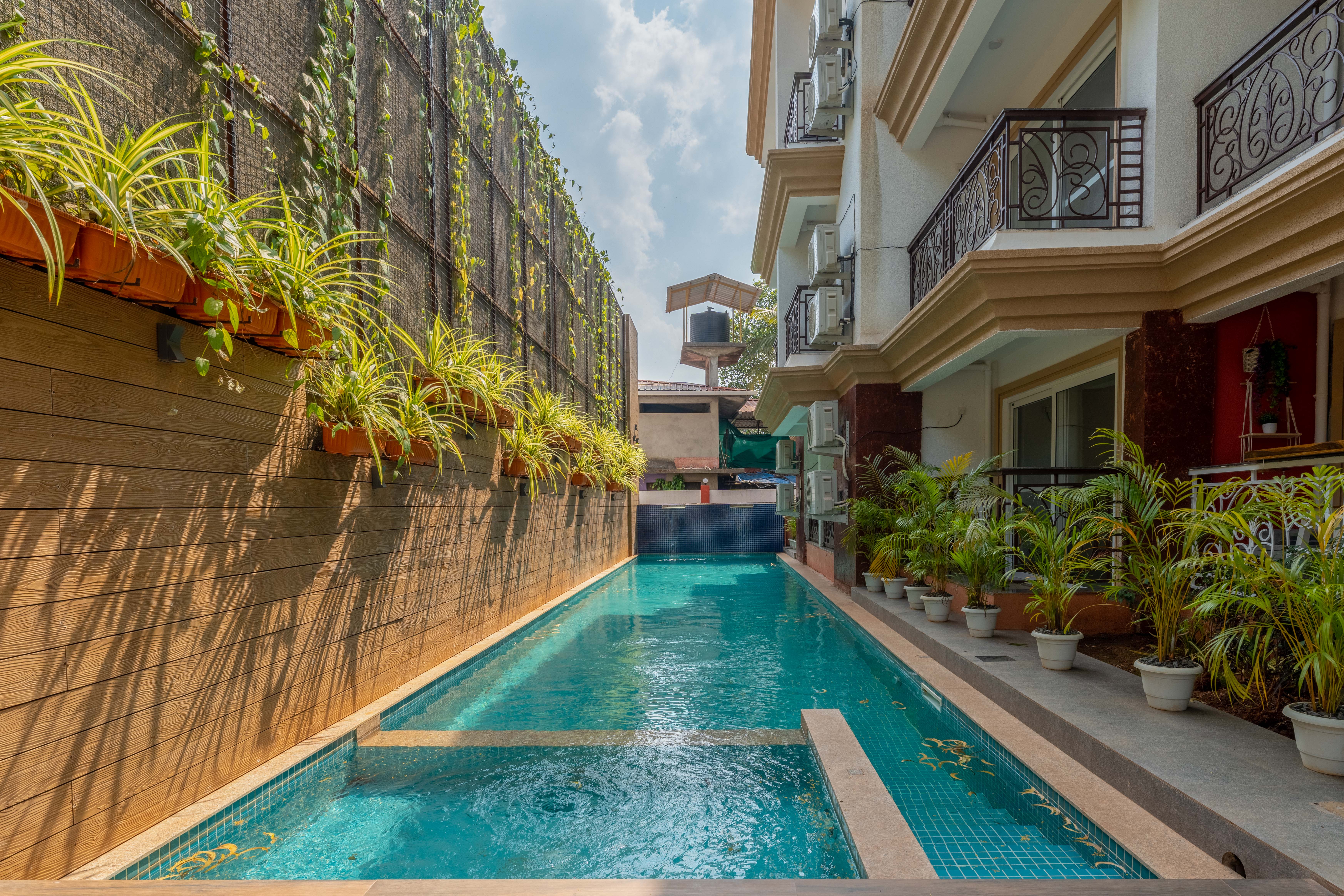 LaPumpkin: luxury 1BHK|Direct Pool View |Assagao