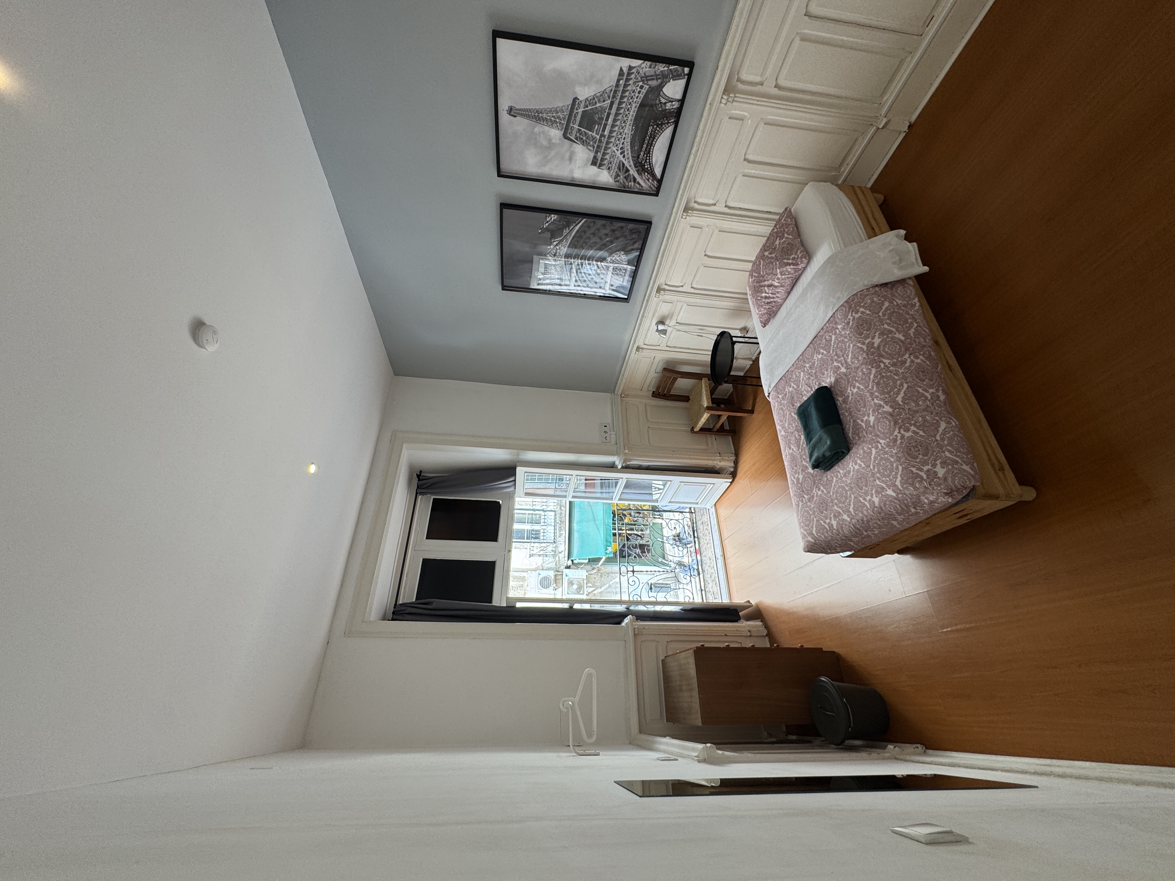 Lisbon Downtown Room