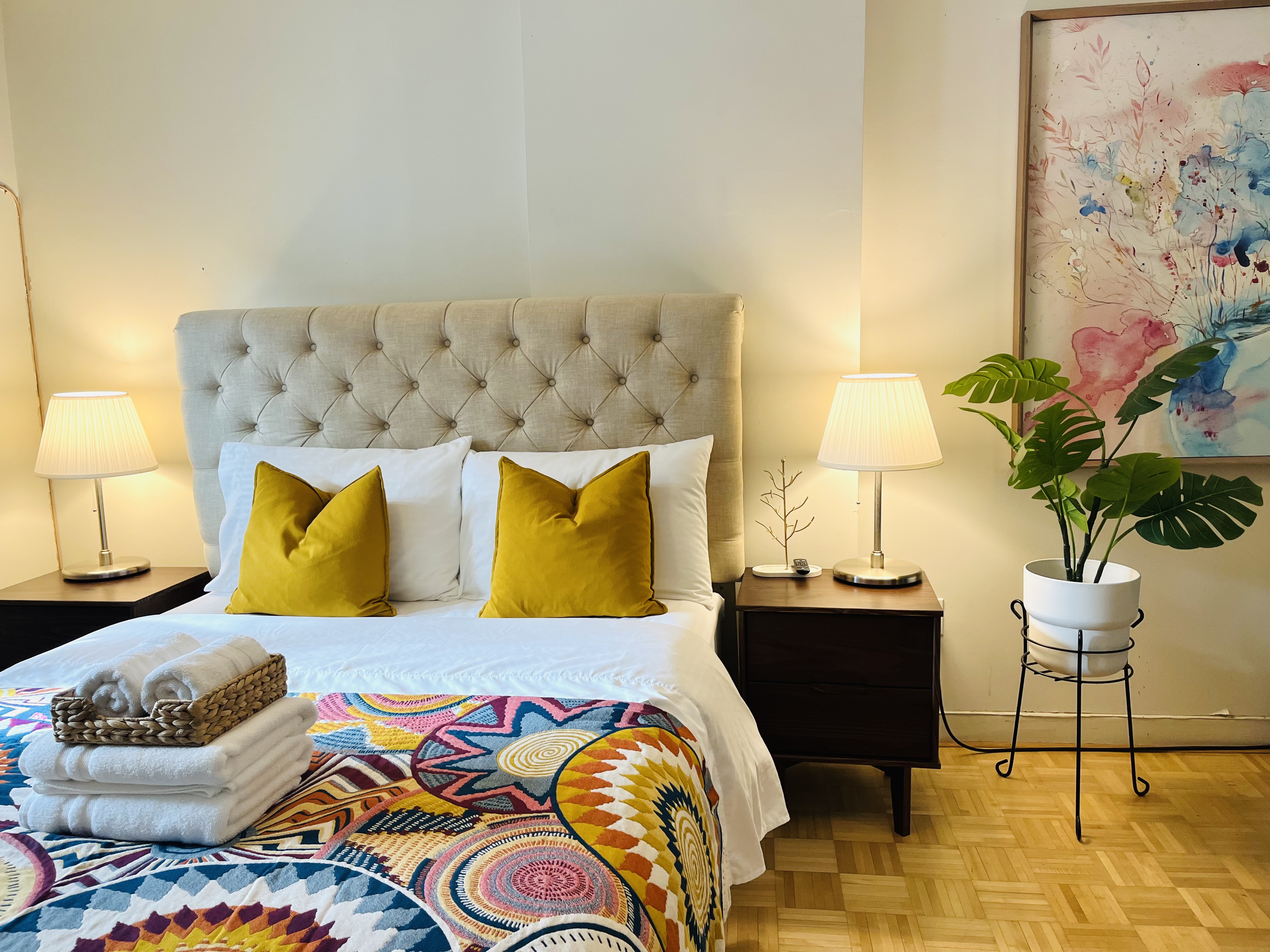 Private & Peaceful / near DT/Metro