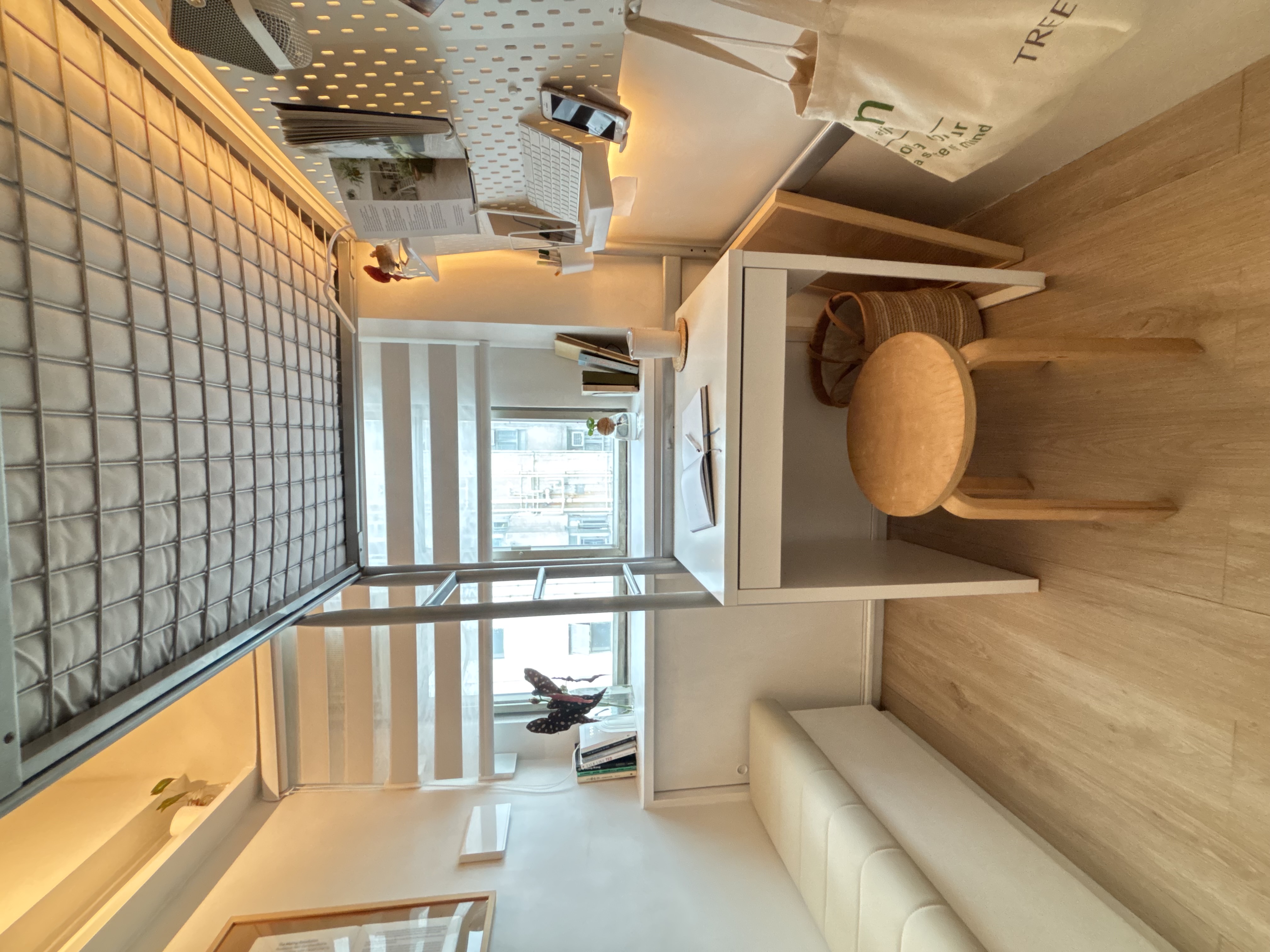 Central Wan Chai Room, stay with local fam