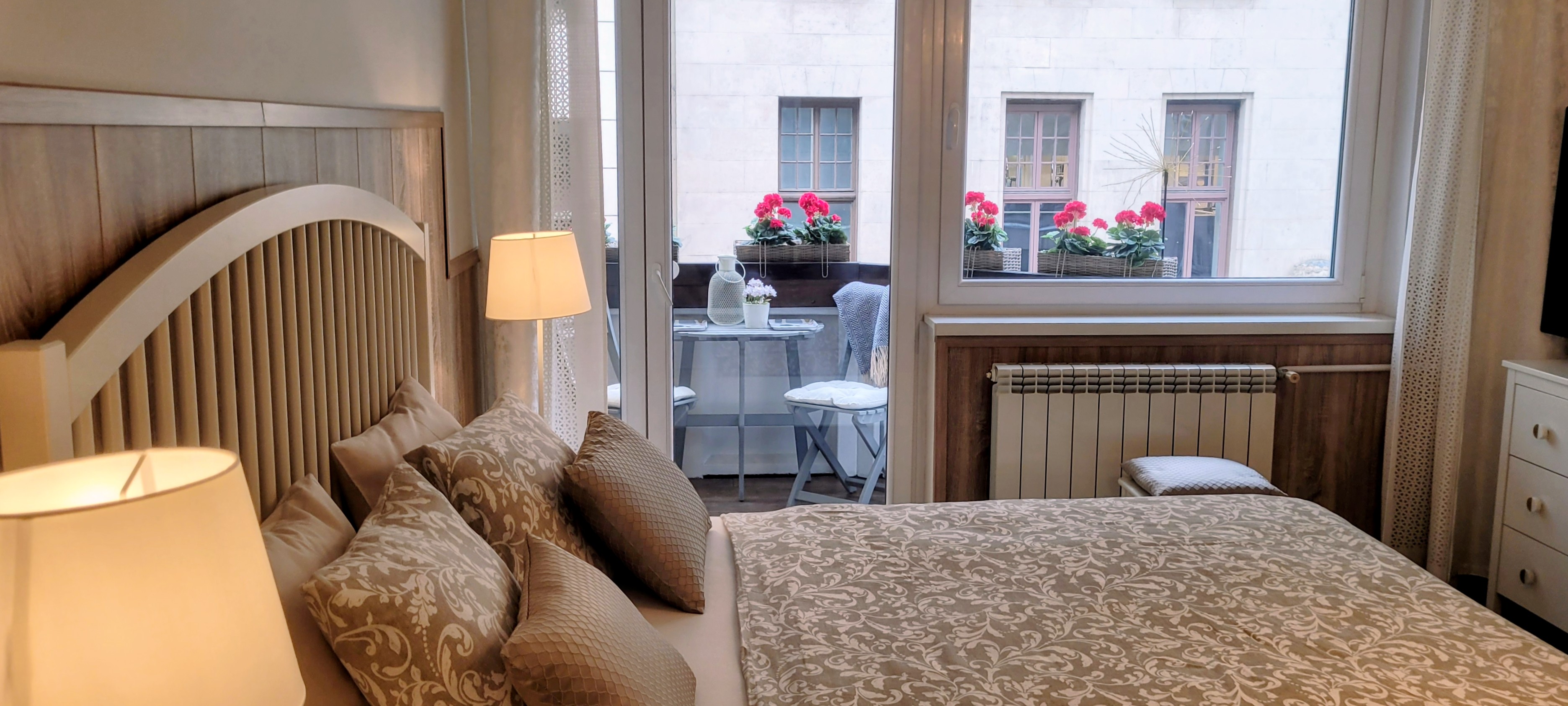 Top 1% · Quiet & Stylish Deluxe Apt near Váci St