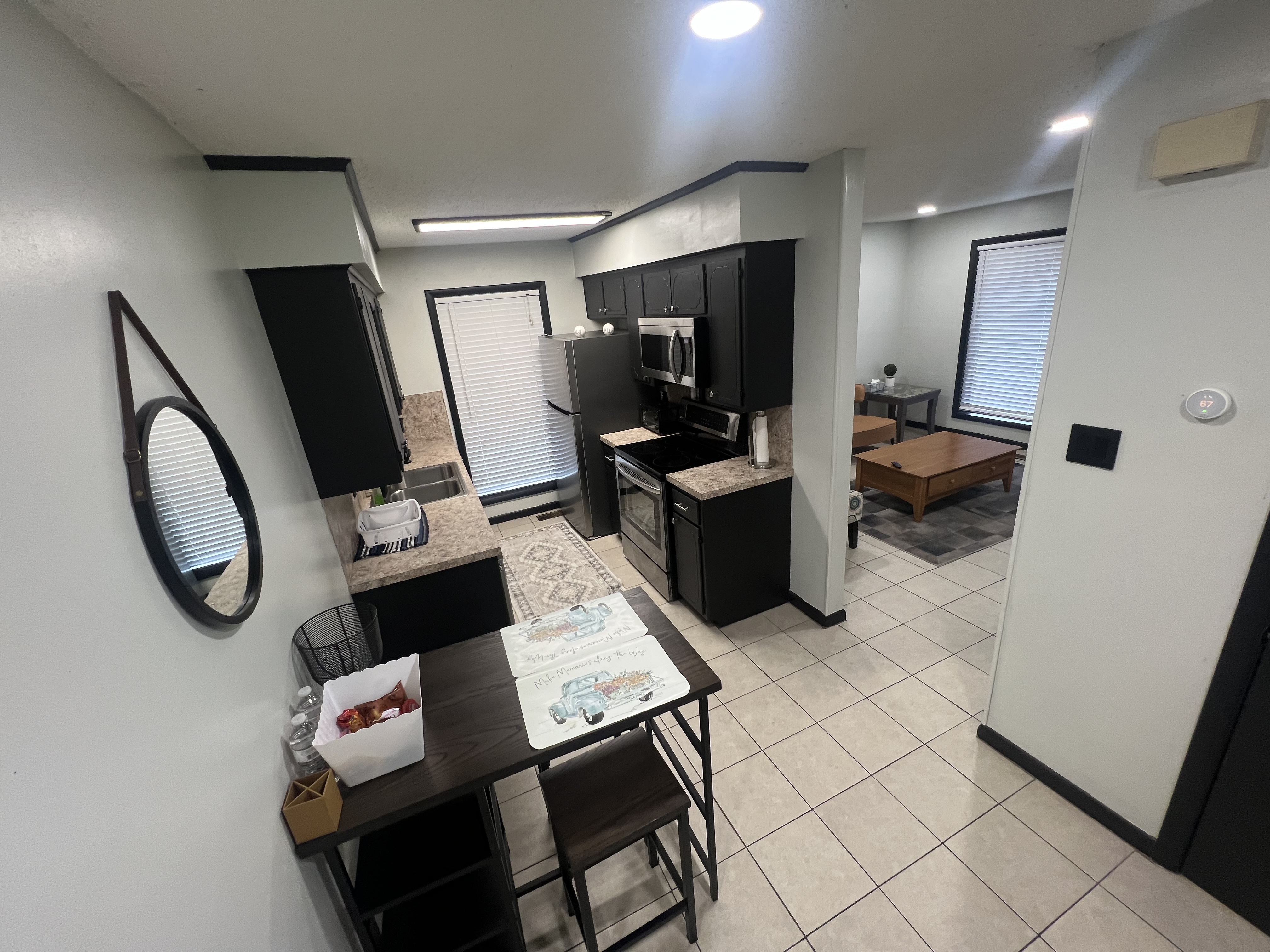 Centrally located duplex!