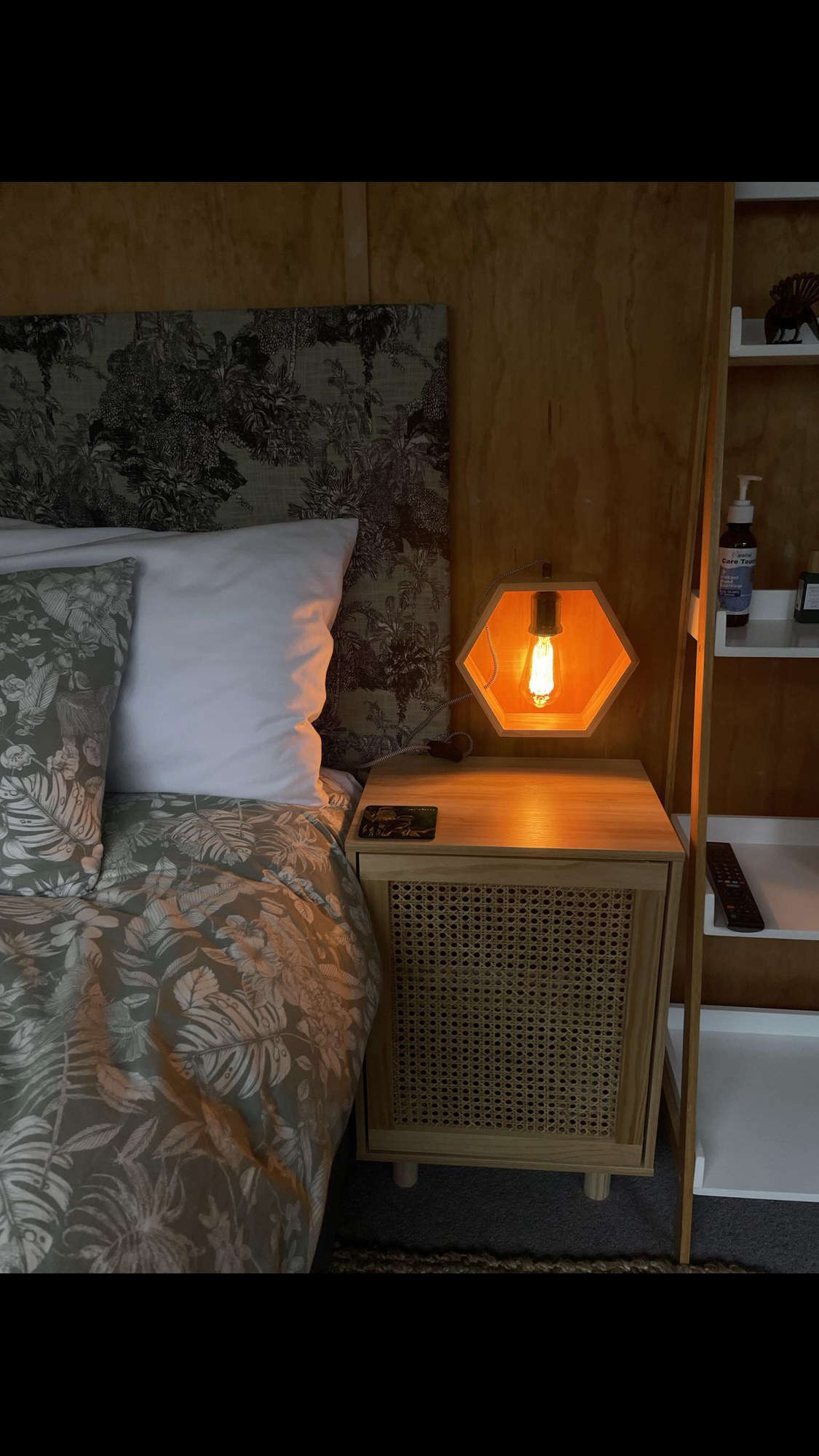 Minimalist Cabin Solo Traveller