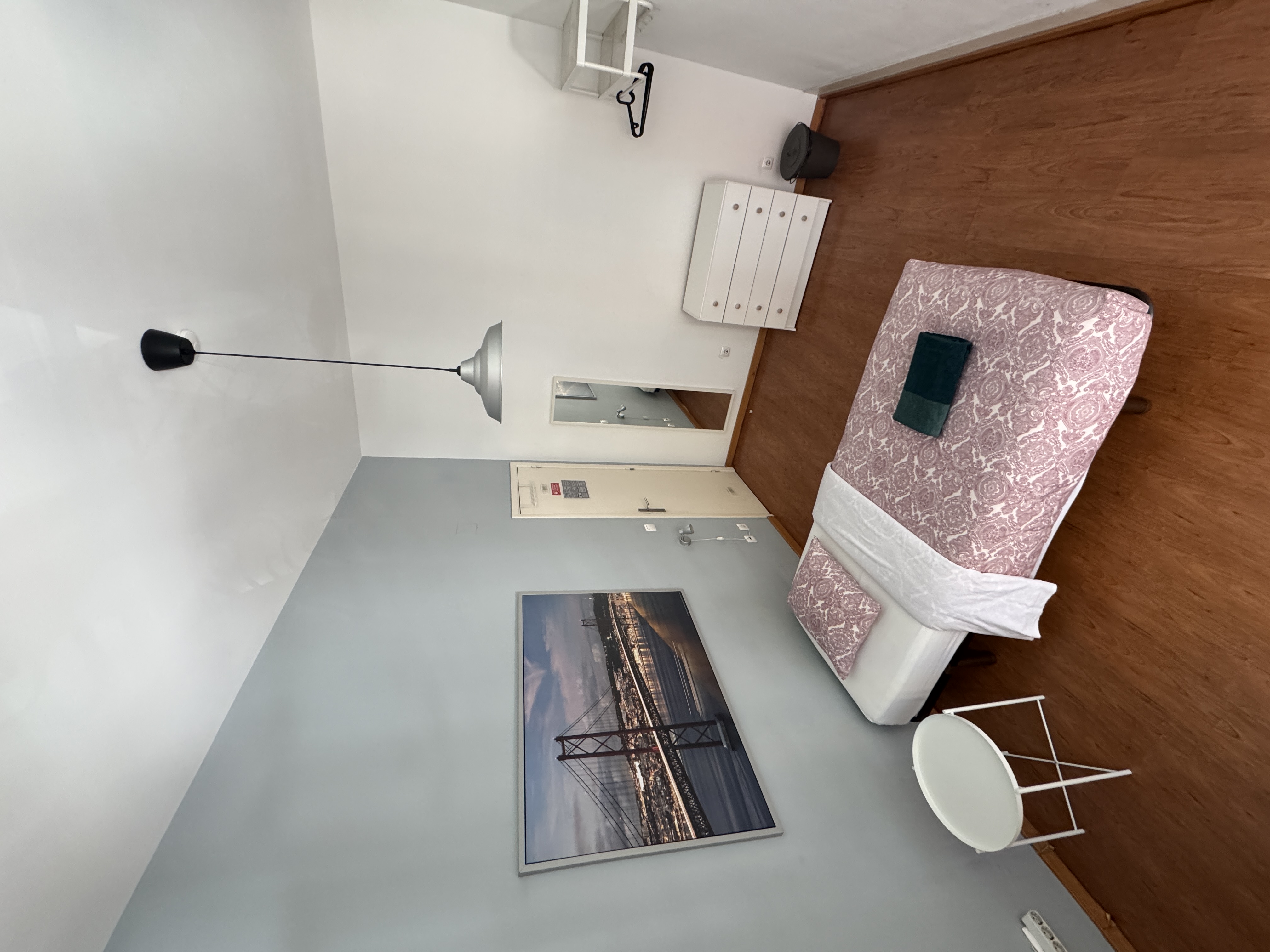 Downtown room with french balcony