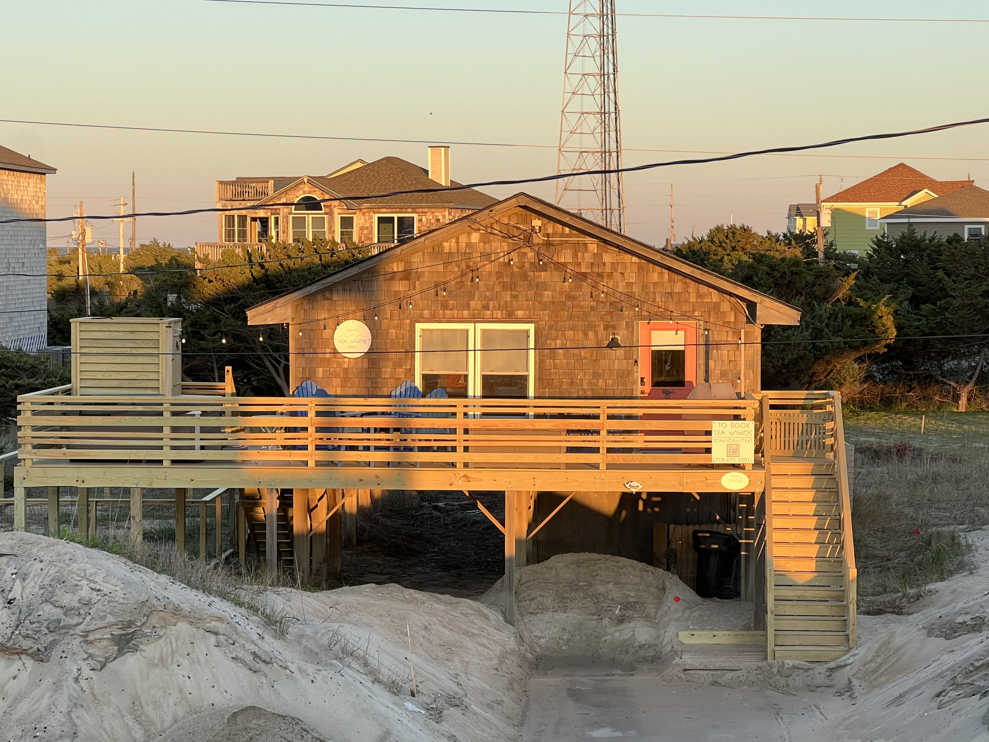 SeaWinds OBX - Oceanfront - Hot Tub - dog friendly