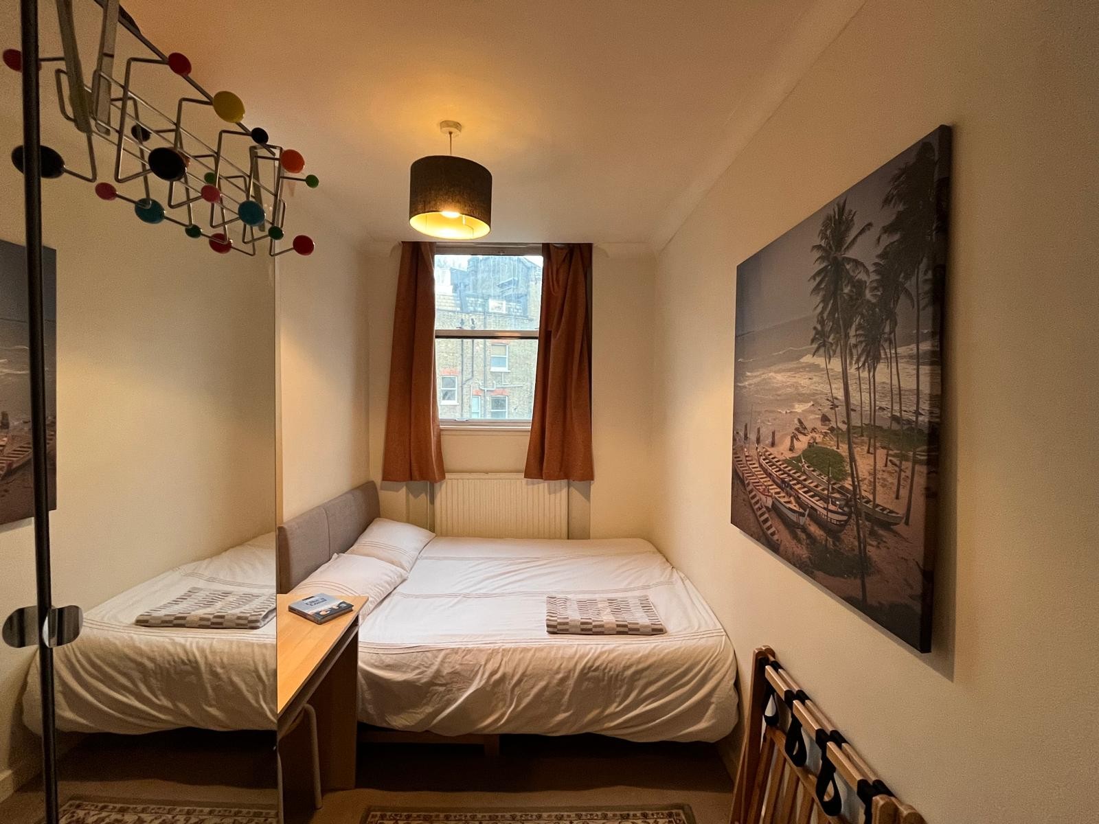 Private Room in Cool Camden