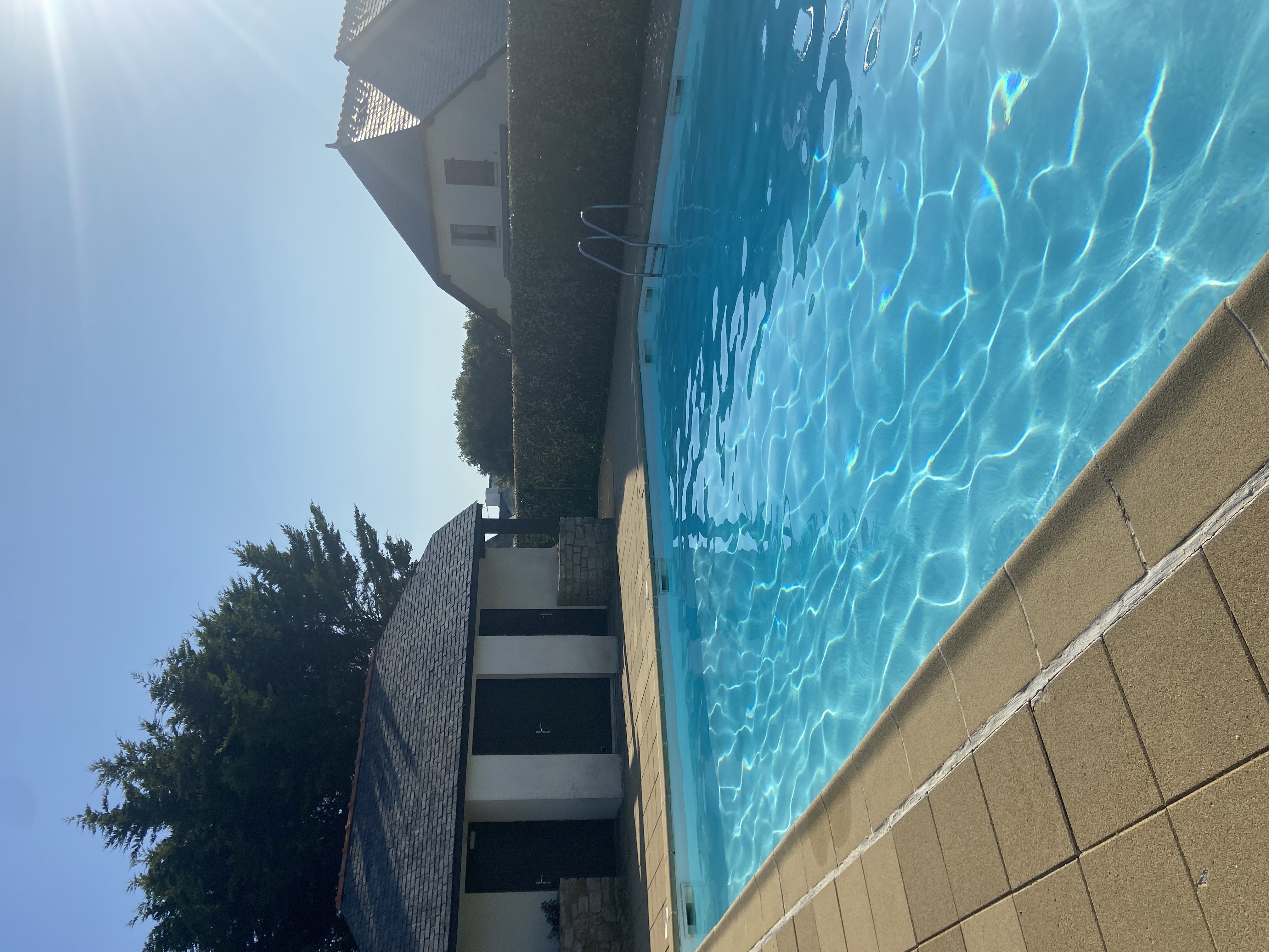 Pretty house, beach pool and wild coast