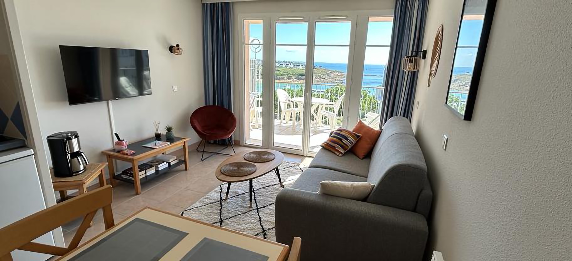 Apartment with beautiful sea view