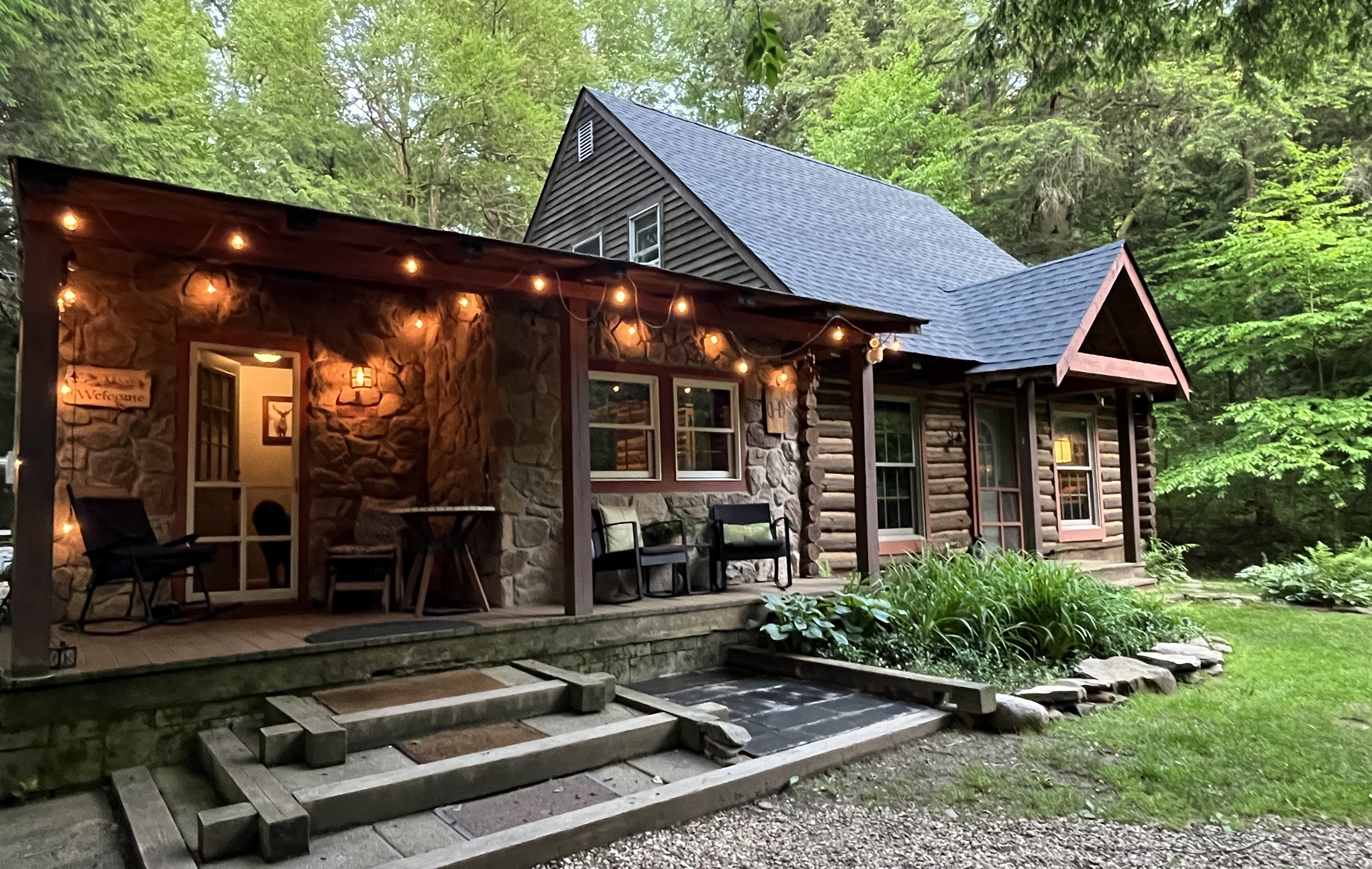 Hickory Creek Haven-Creekside Campfires & Memories - Cabins for