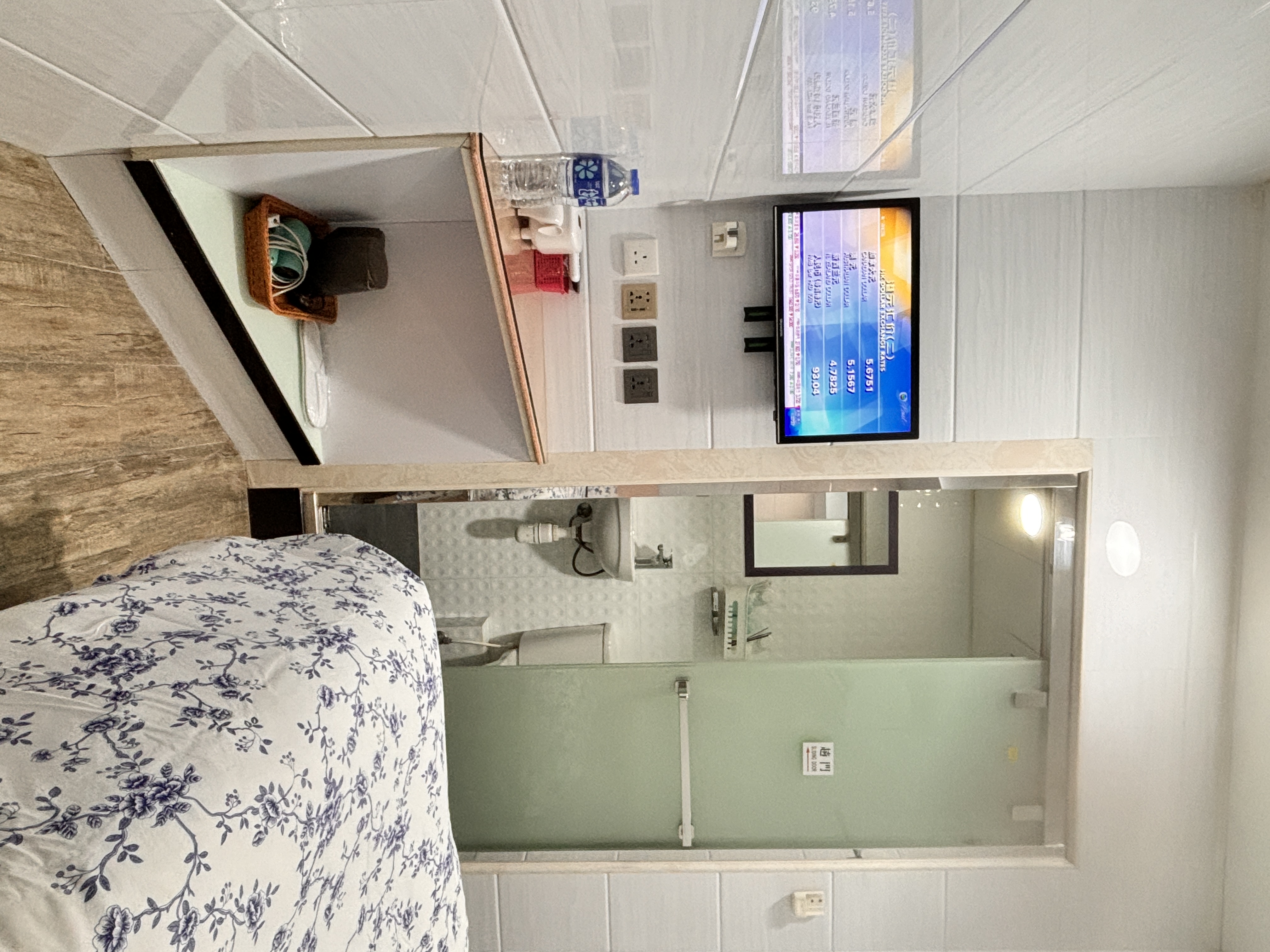 (6) standard twin room !clean and tidy!