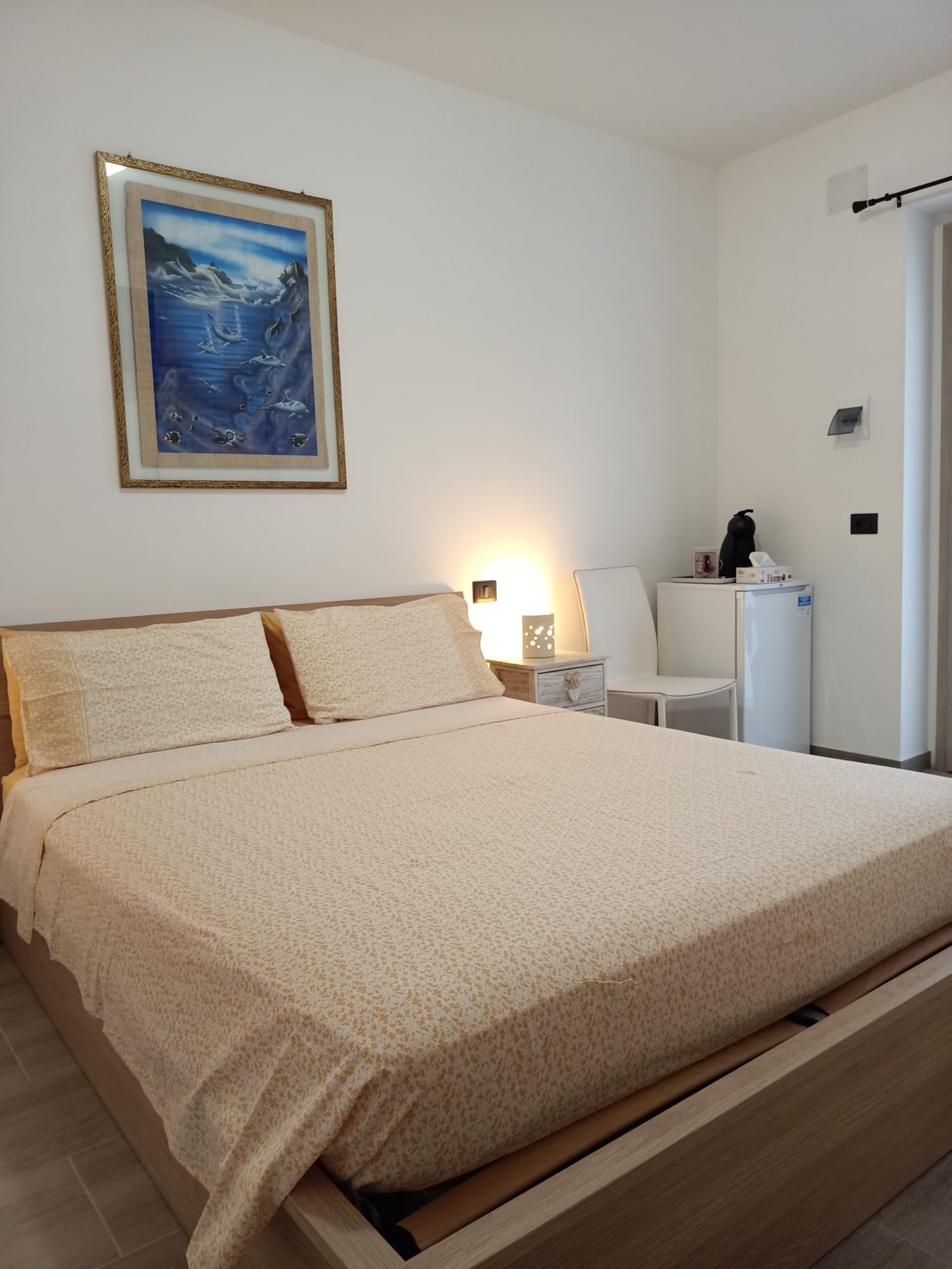 short vacation room.