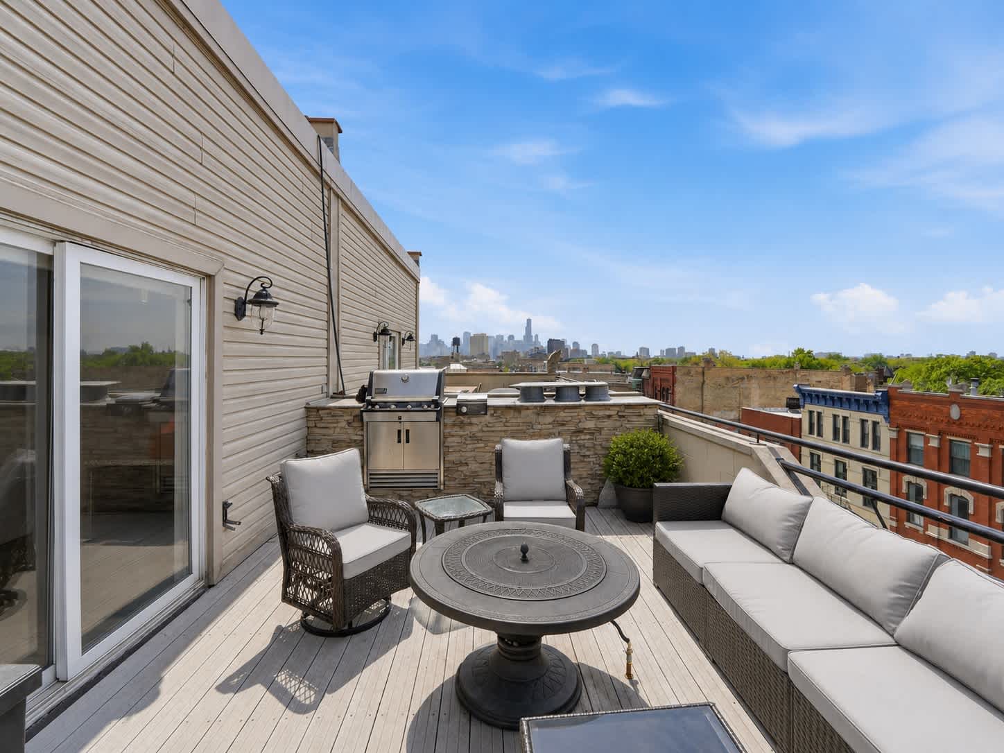 Amazing Penthouse: Views, Hot Tub, Cold Plunge! in West Town, Chicago