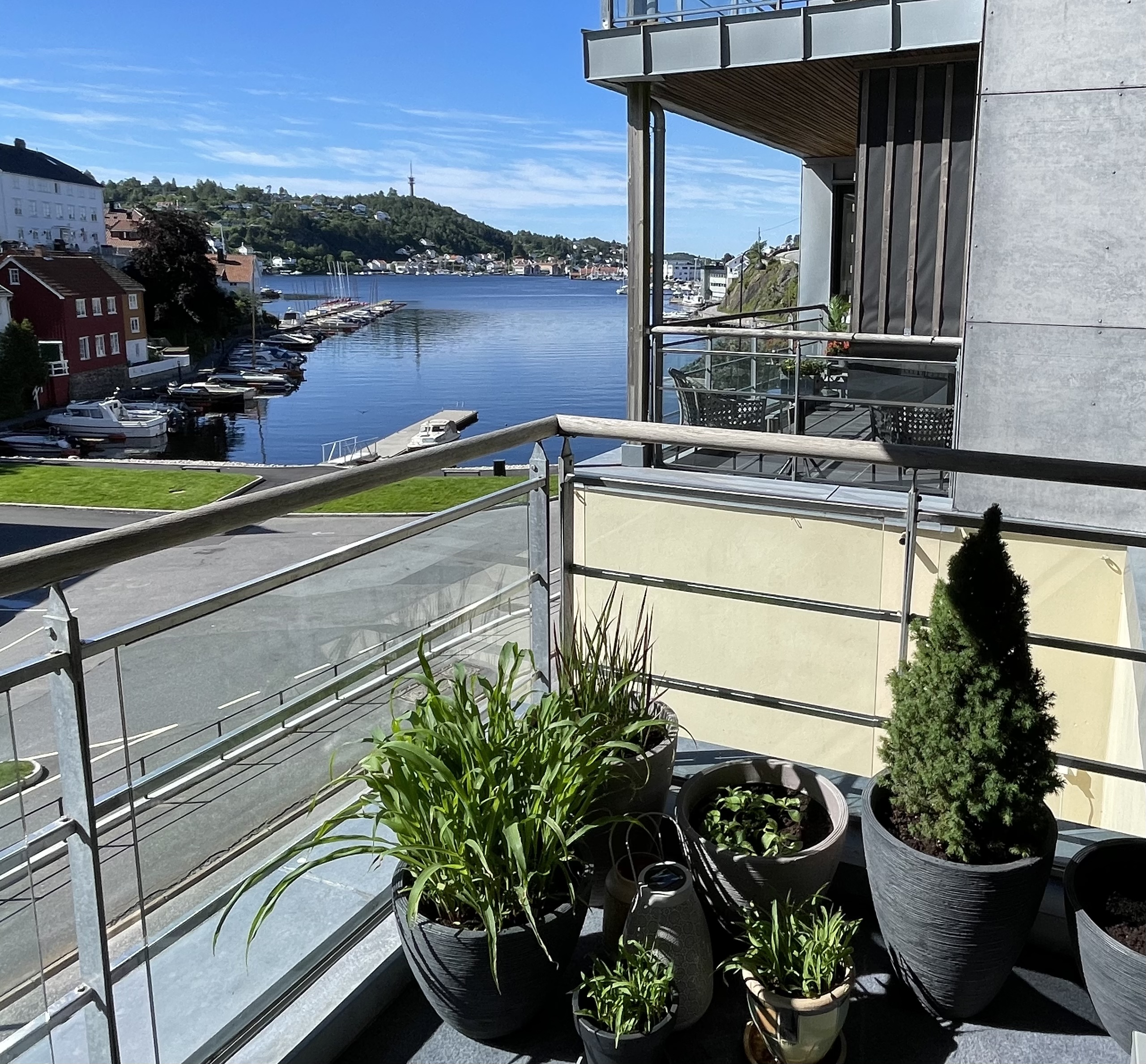 Cozy apartment in the city center by the sea and 2 parking spaces