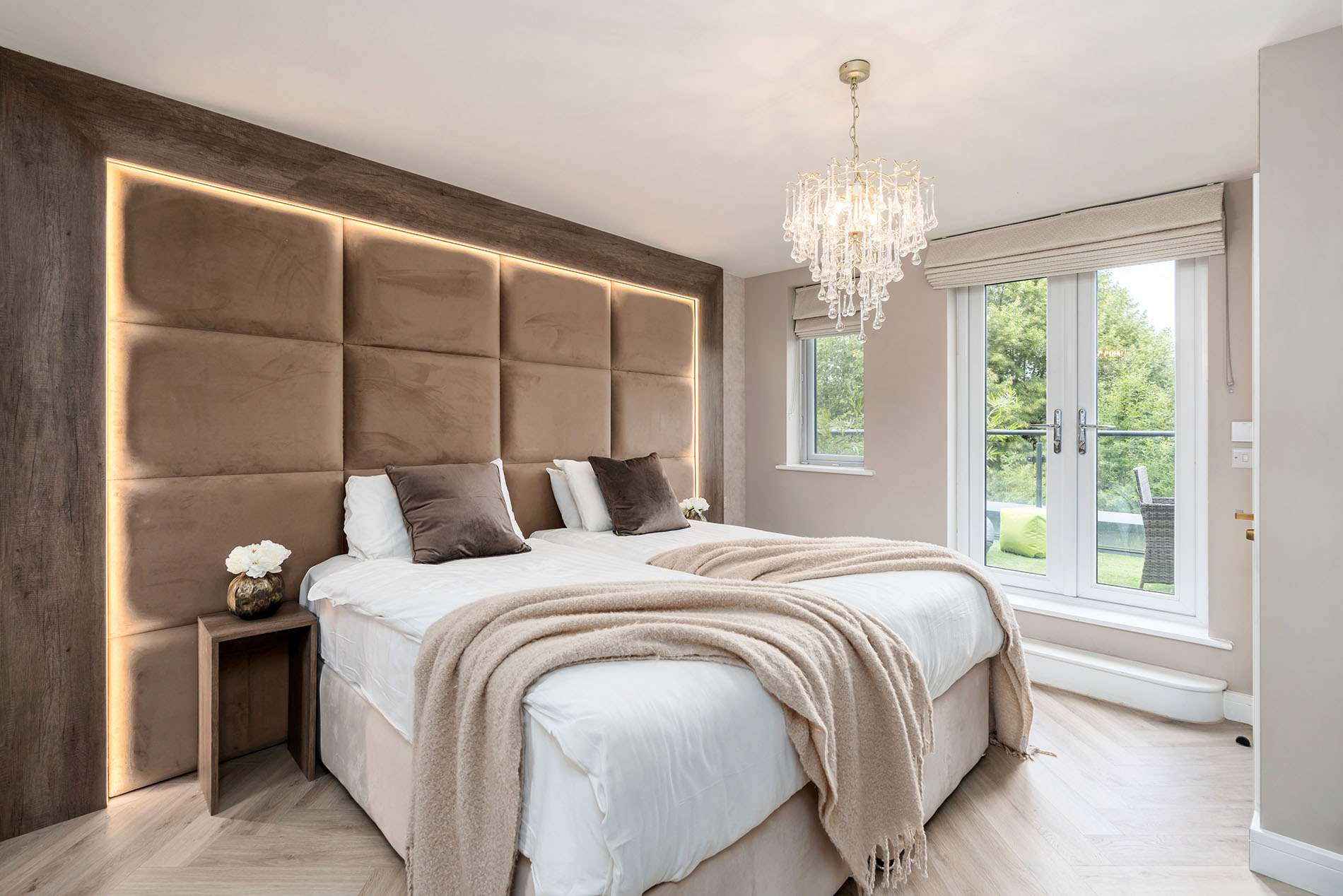 Riverside Villa 3 in Salford District, Greater Manchester