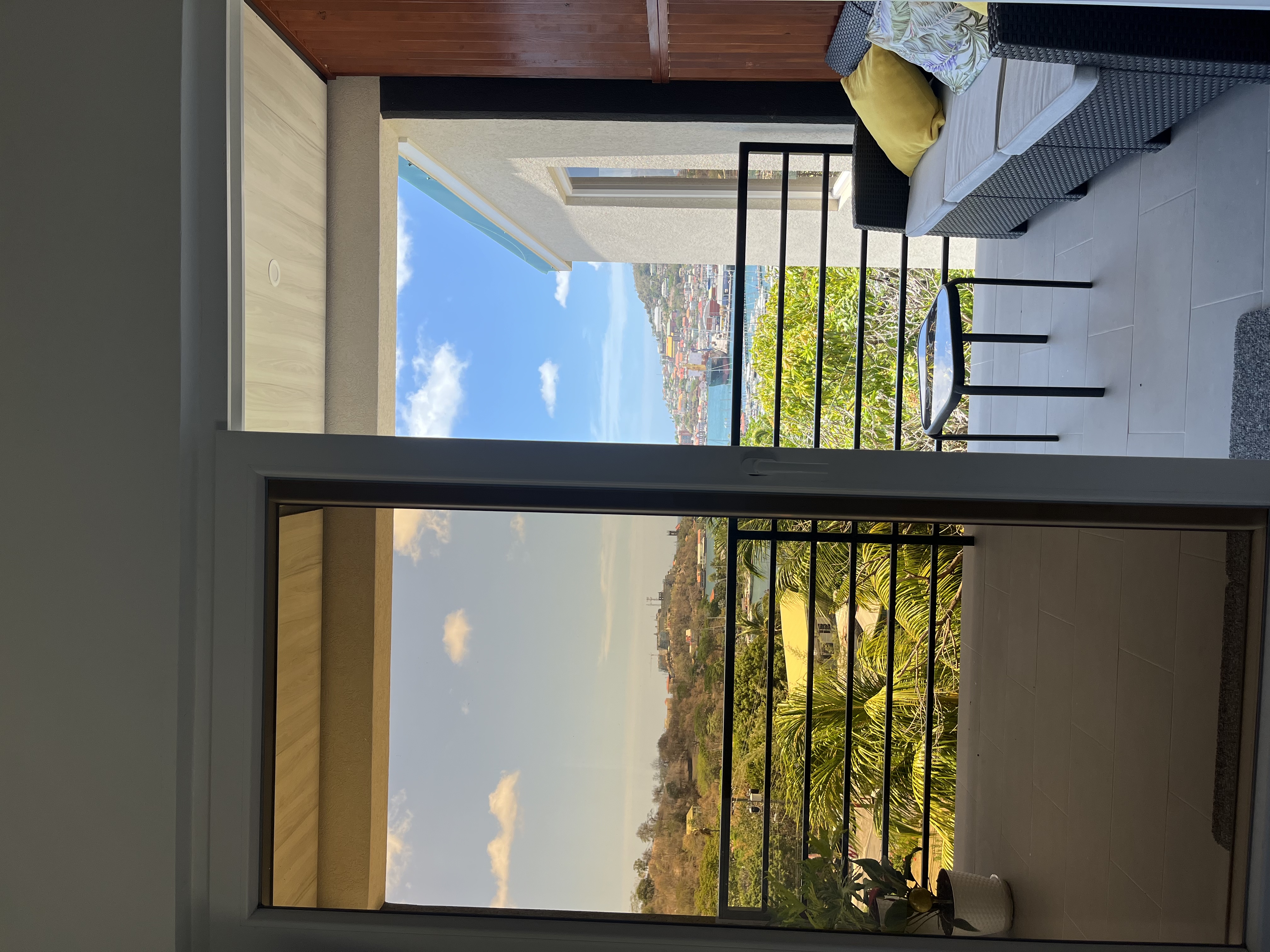 Native Deluxe Apt 2