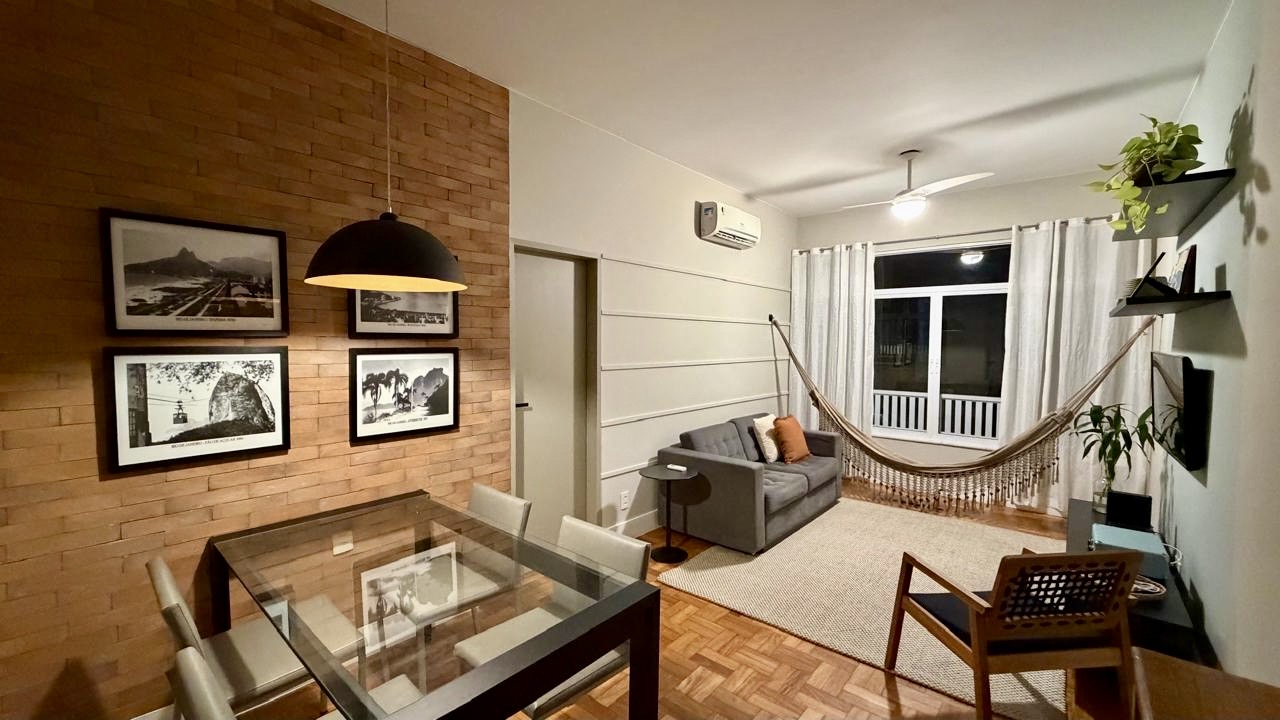 Prudente de Morais - One block from Ipanema beach!