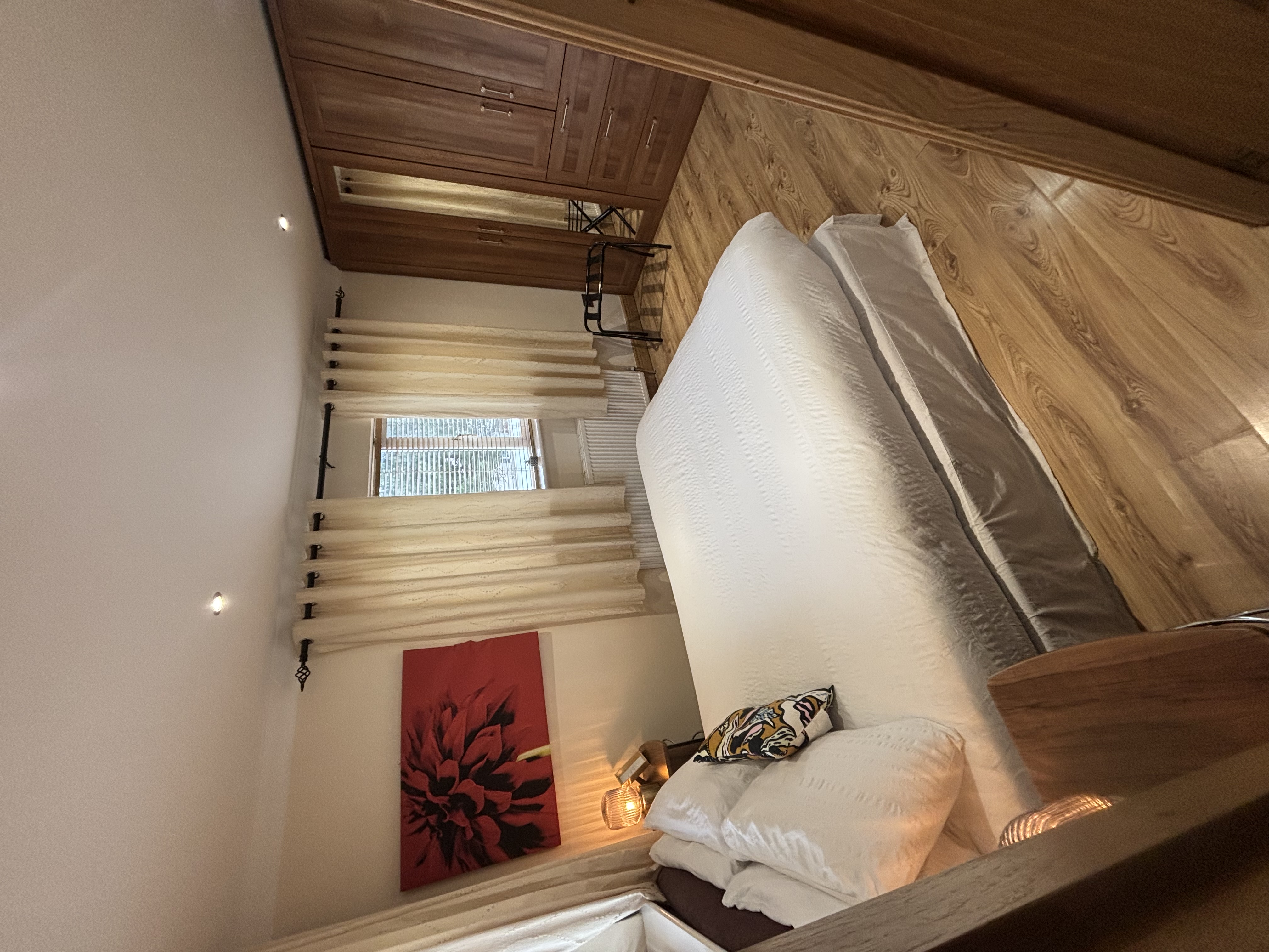 Luxury Dublin Living Free Prosecco book by31stJuly