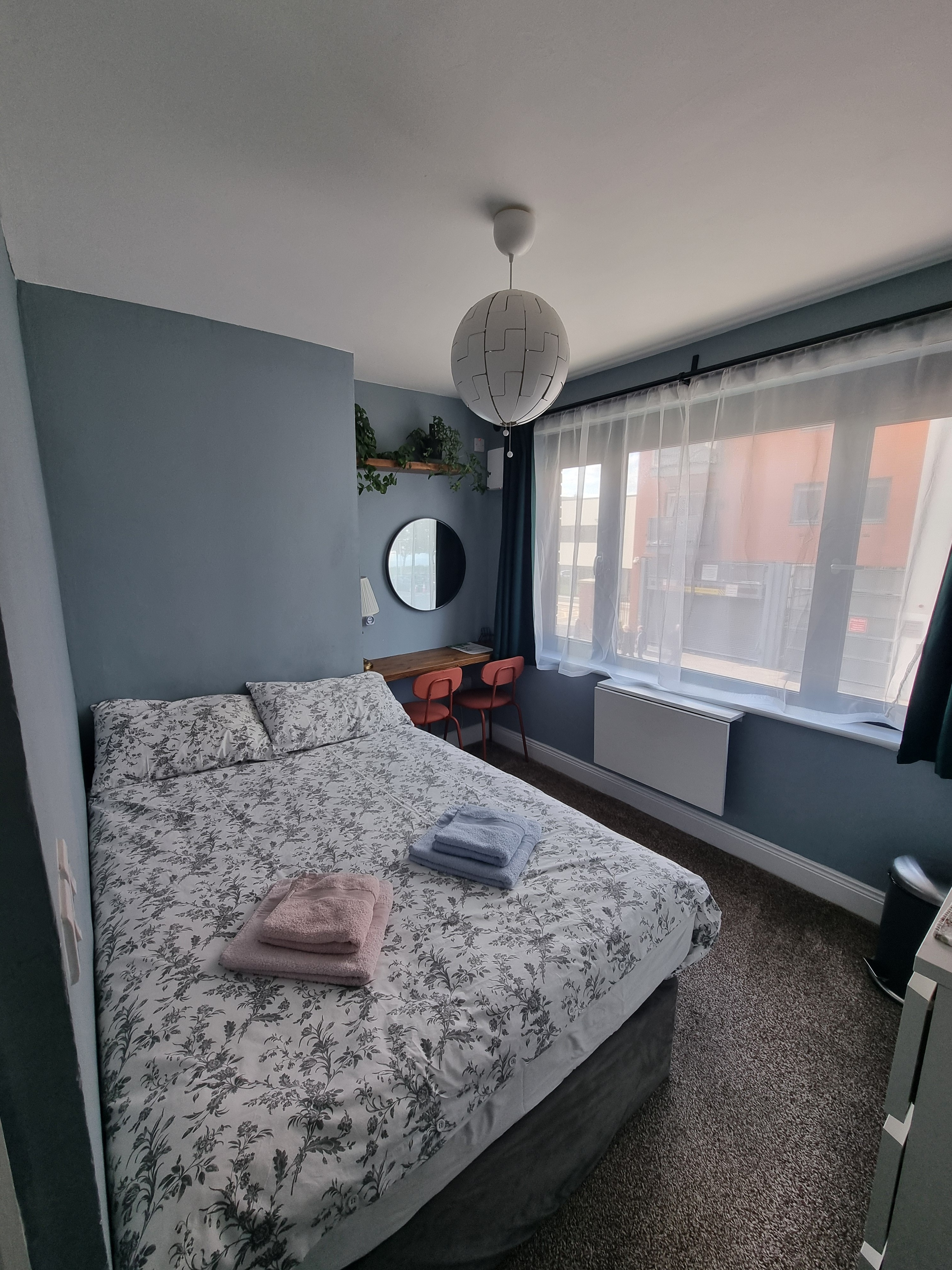 ThornCastle 3 - Small Double Ensuite Room