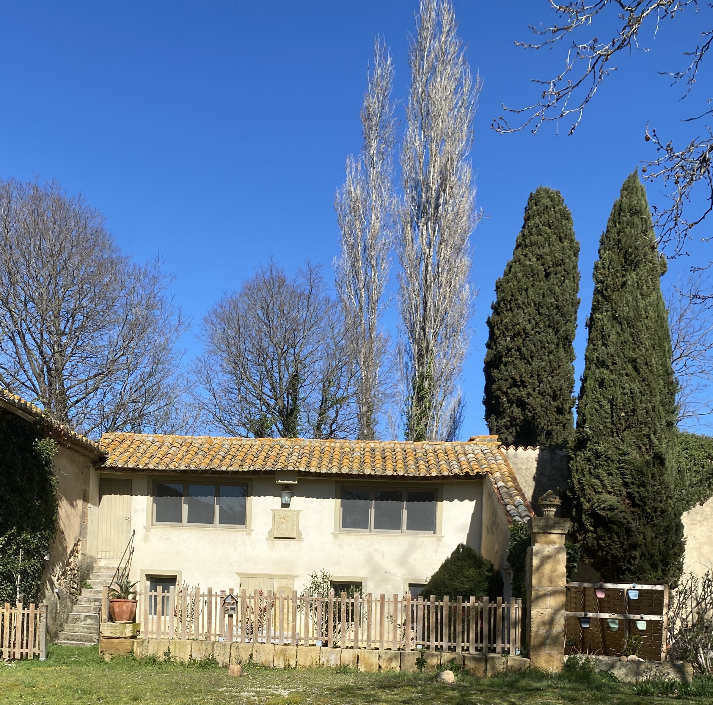 Peaceful house in the countryside