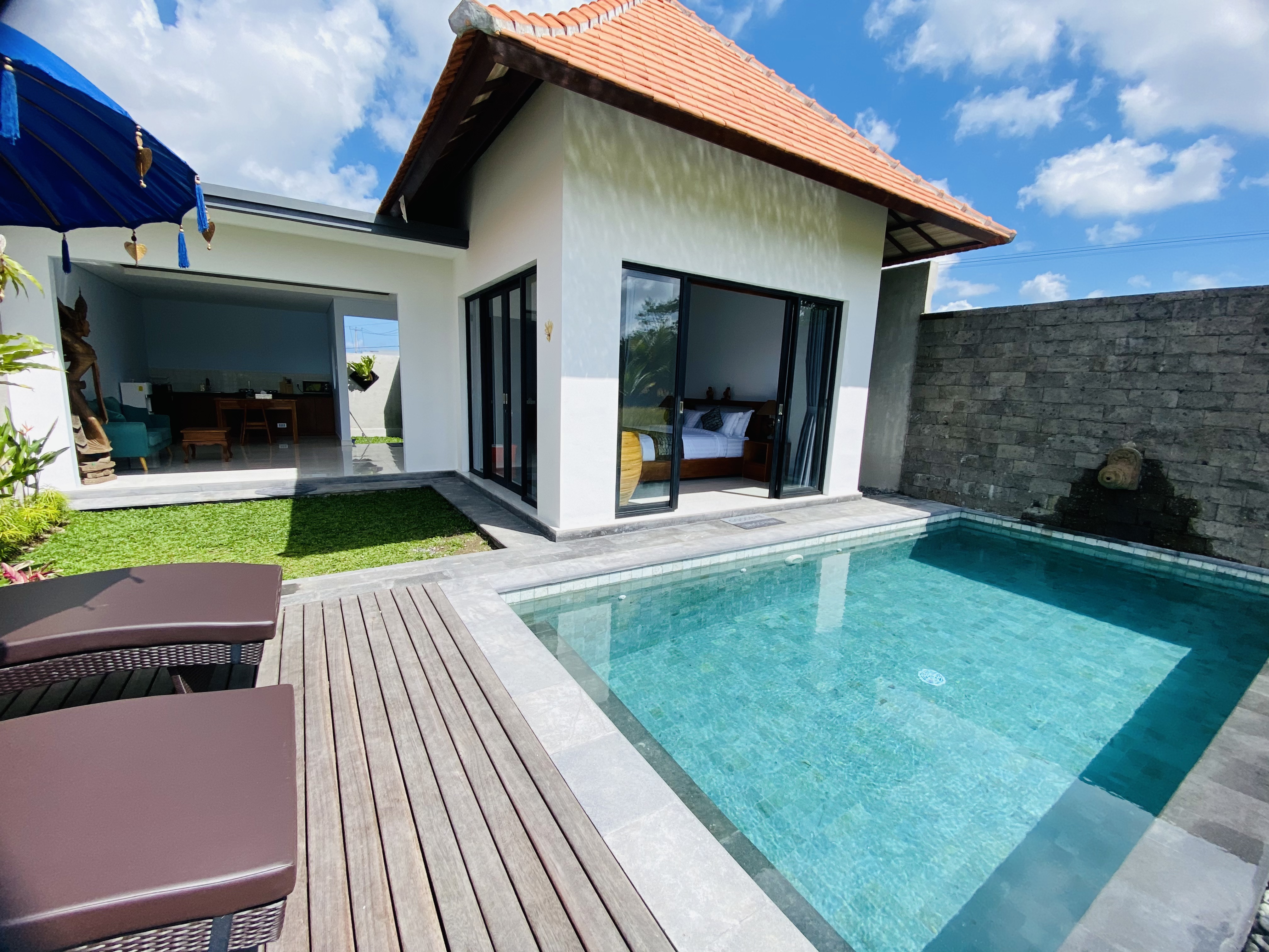 Temuku Lanyahan 2|Room with ricefield view in Ubud