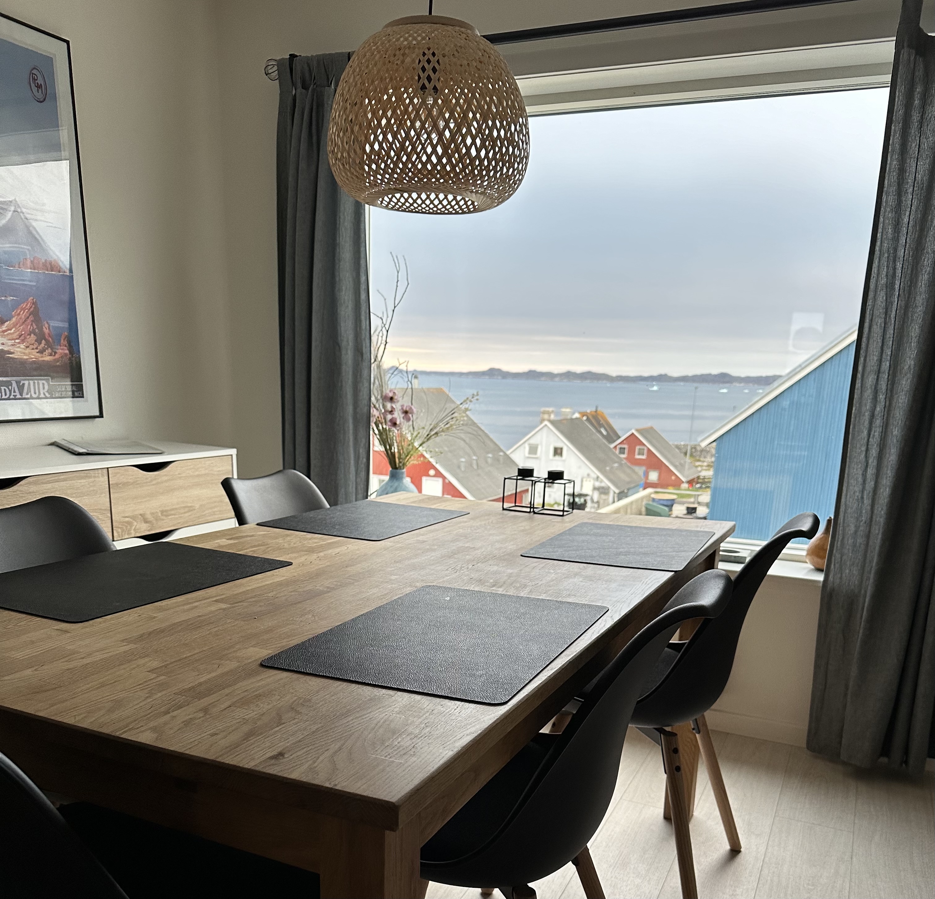 Cozy home w/amazing views