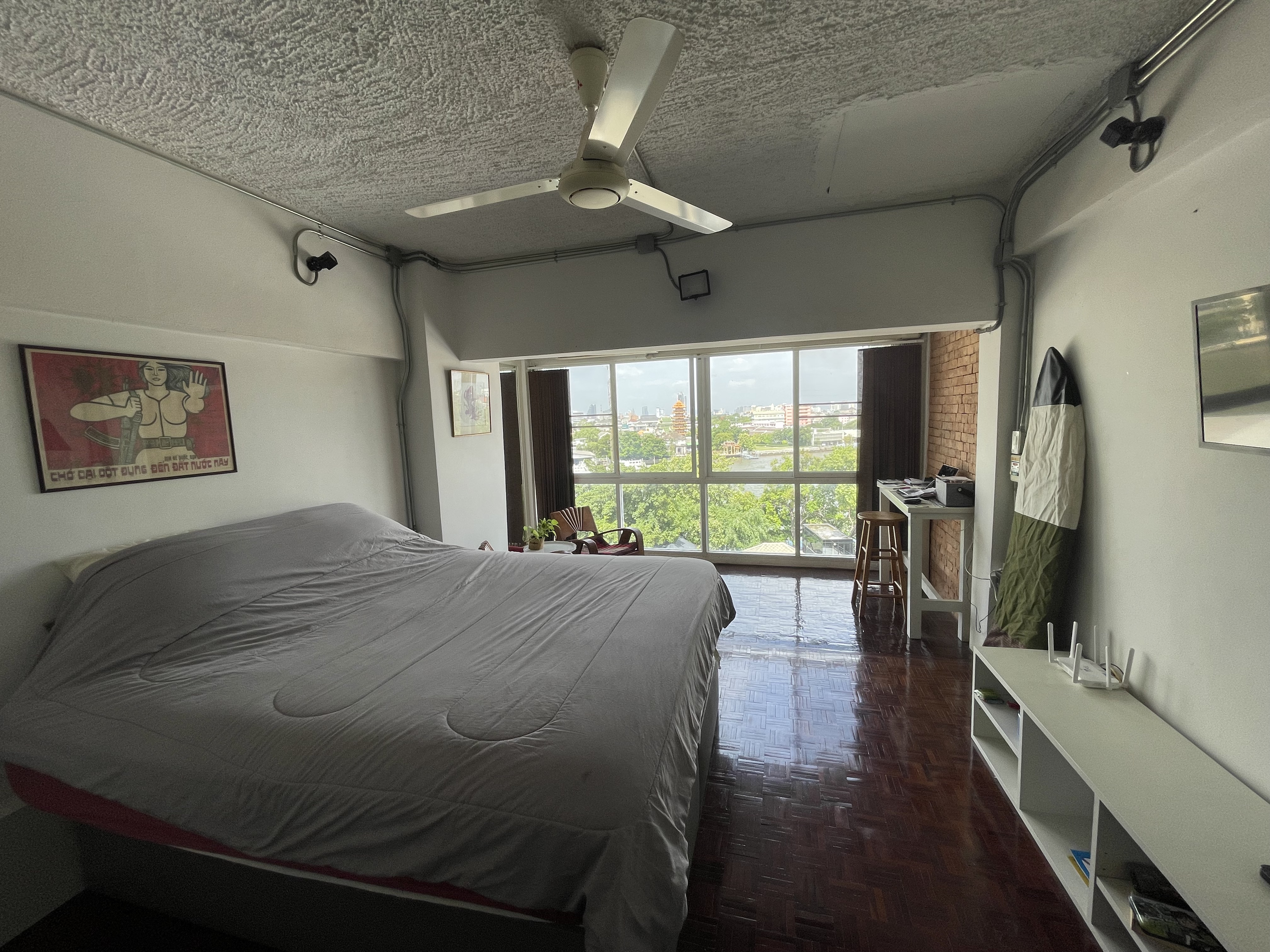Studio apartment with view to the Chapraya river