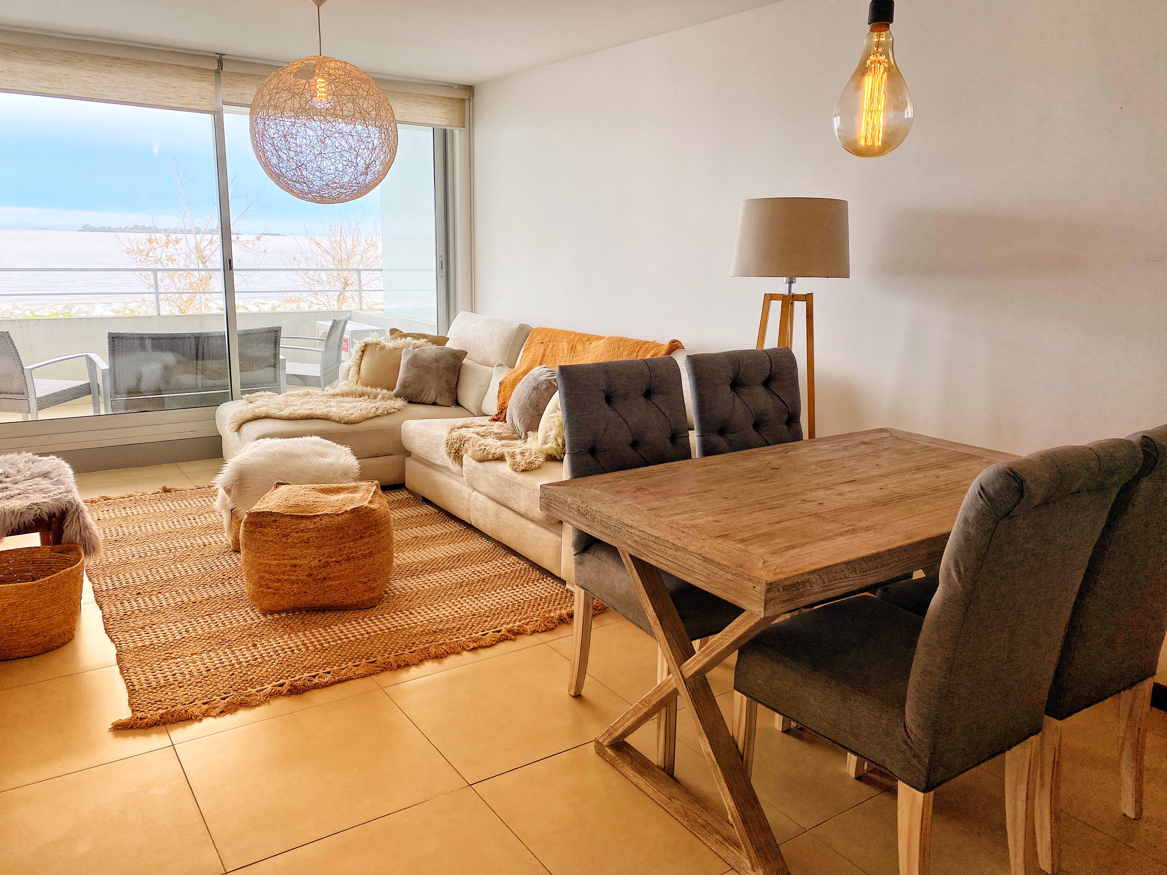 Oceanfront apartment in Cologne