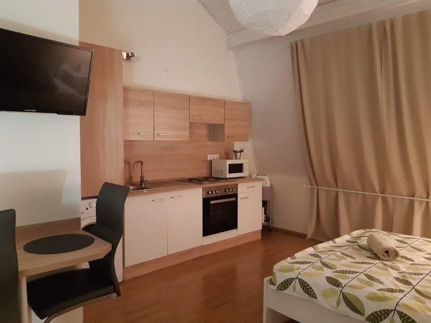 Mona apartman