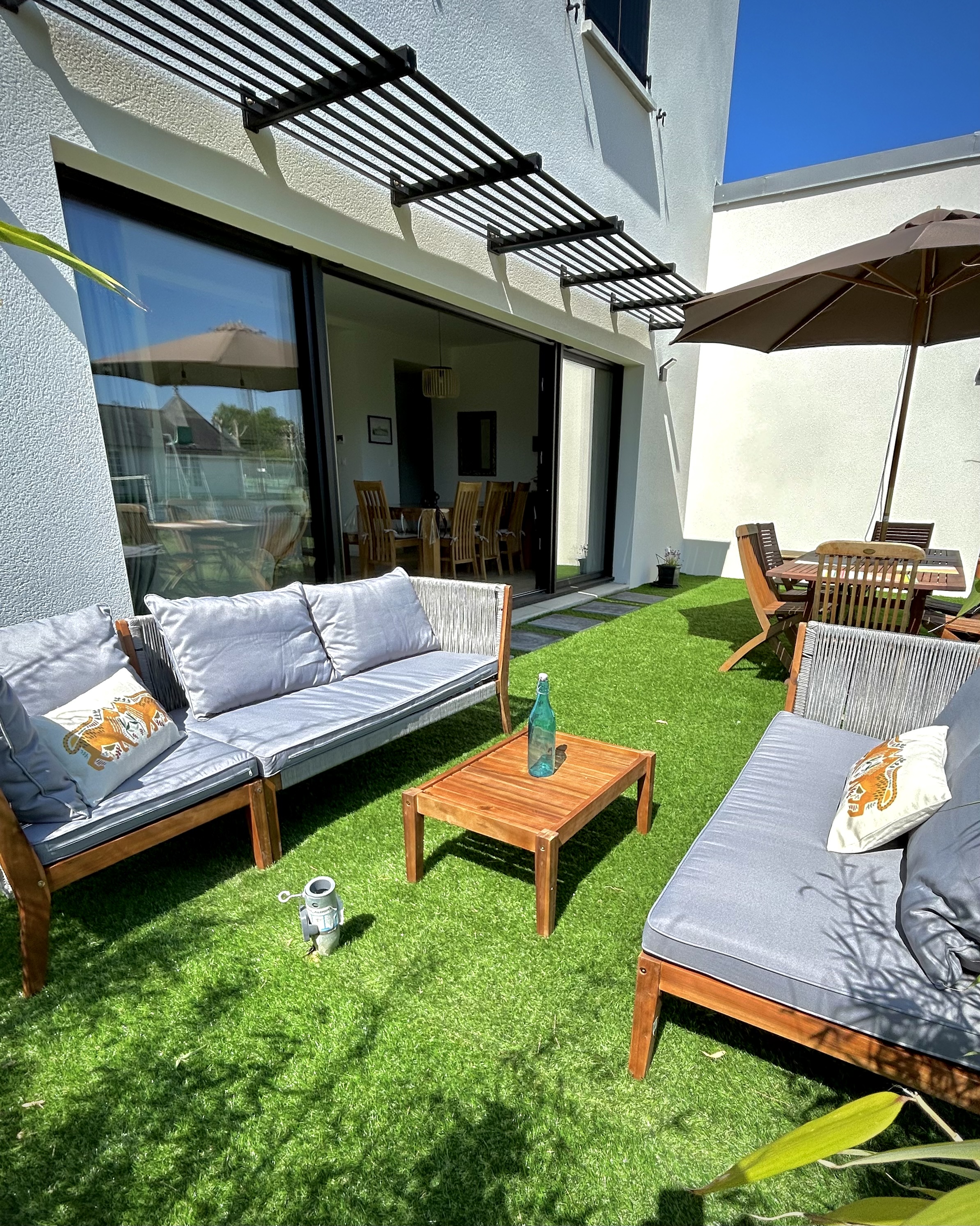 Peaceful house 200m from the center, 400m from the beach