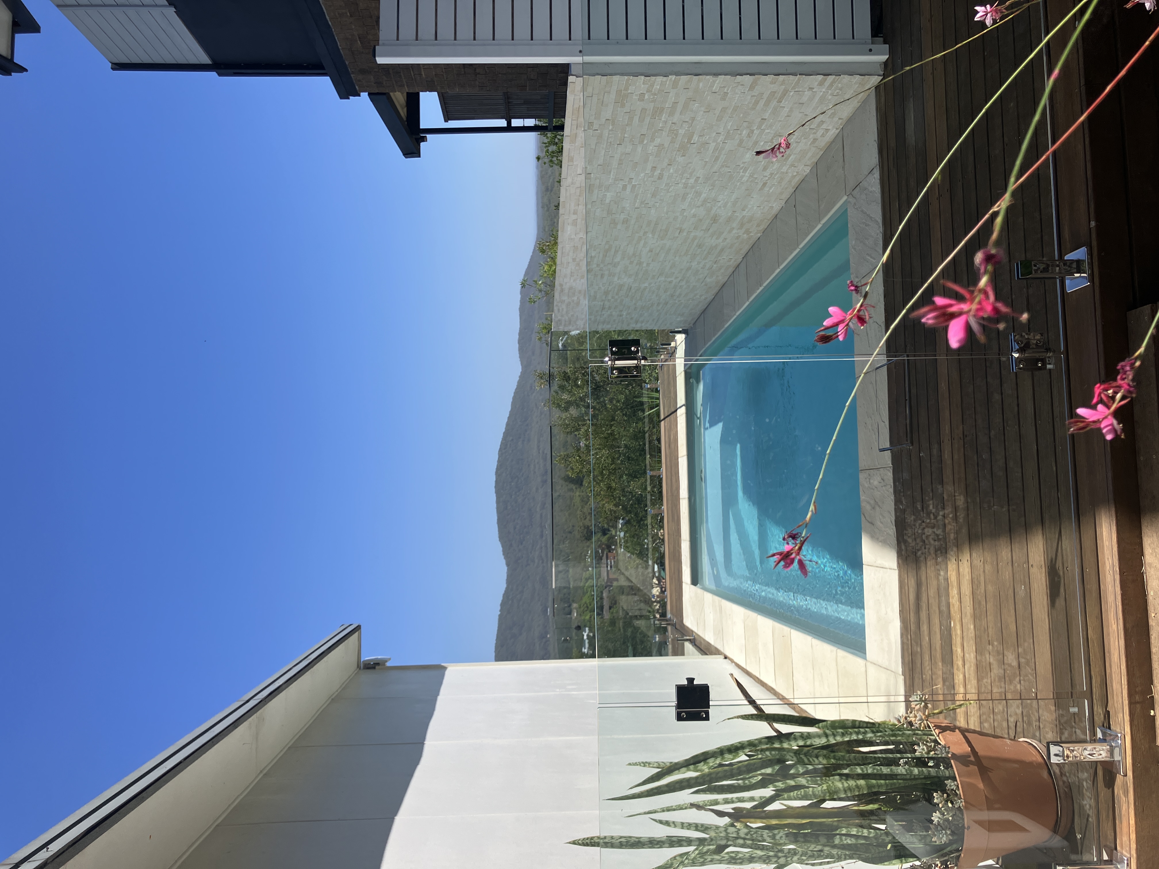 Kiana’s Place Heated Pool Views fireplace, pet ok in Kempsey, Mid North Coast