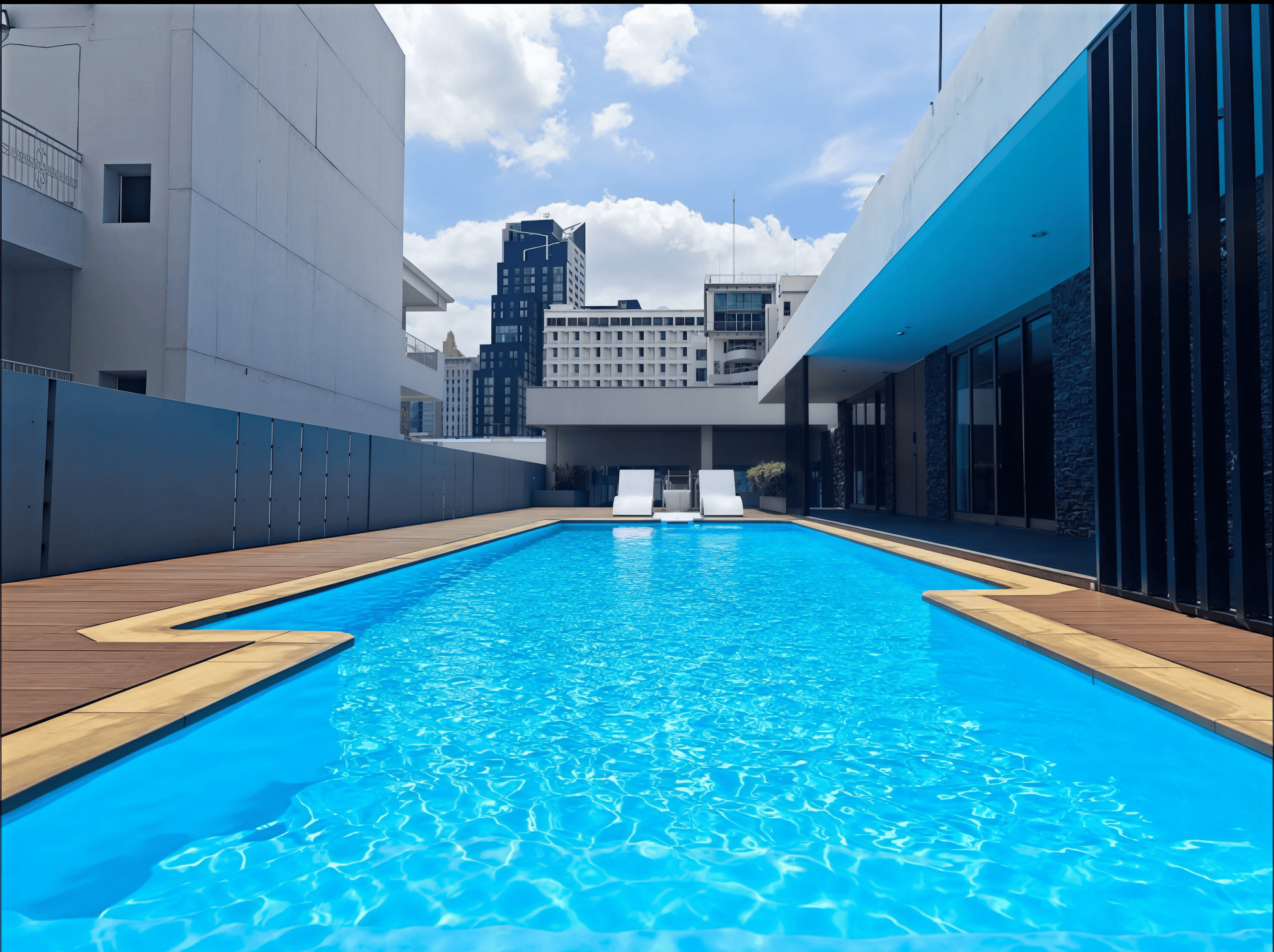 NaNa BTS/Sukhumvit/2BR/Free WiFi&gym&Pool& P/T21