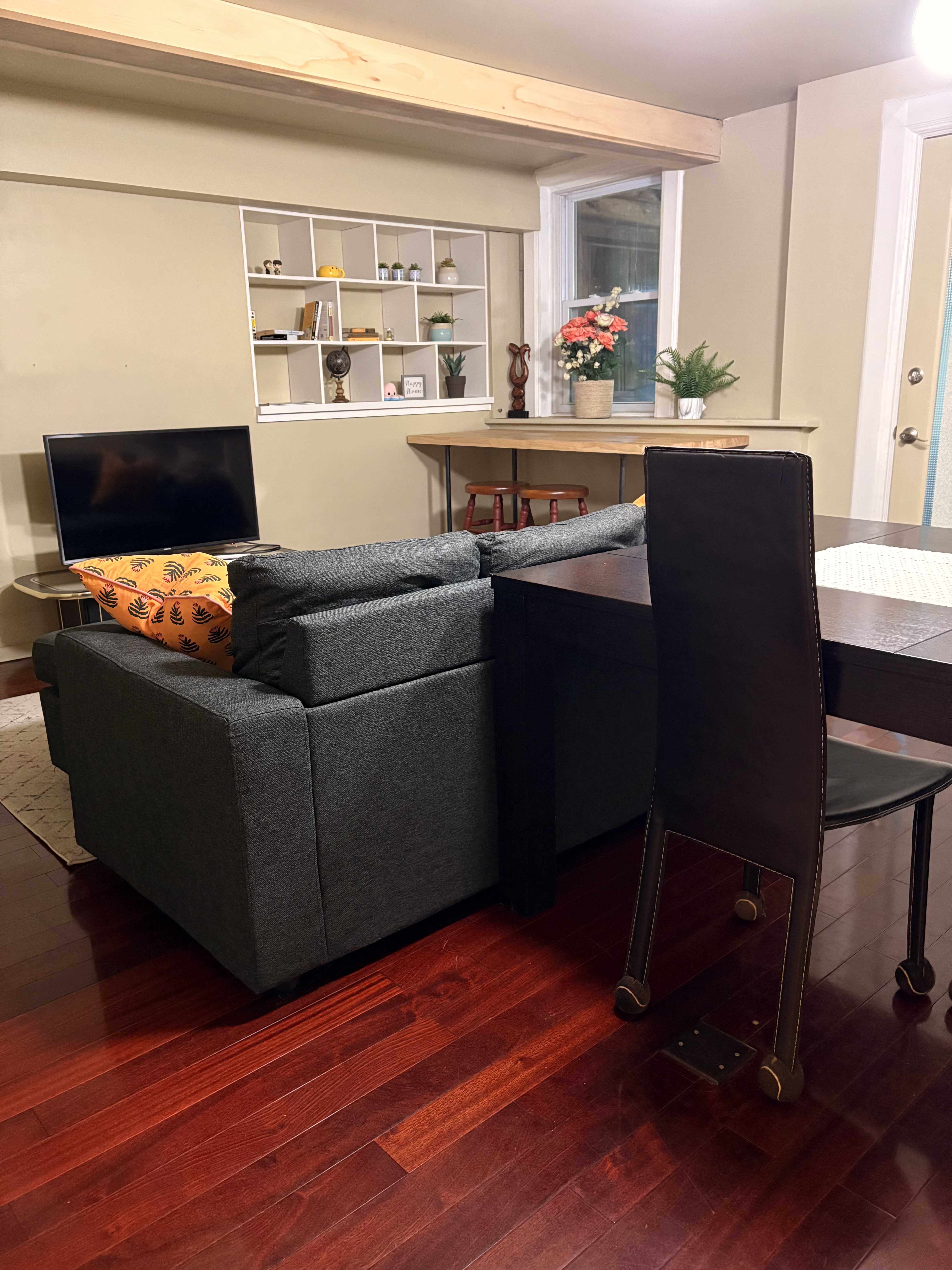 Garden level apartment | Center Sq-great location! in SIXTH WARD, Albany