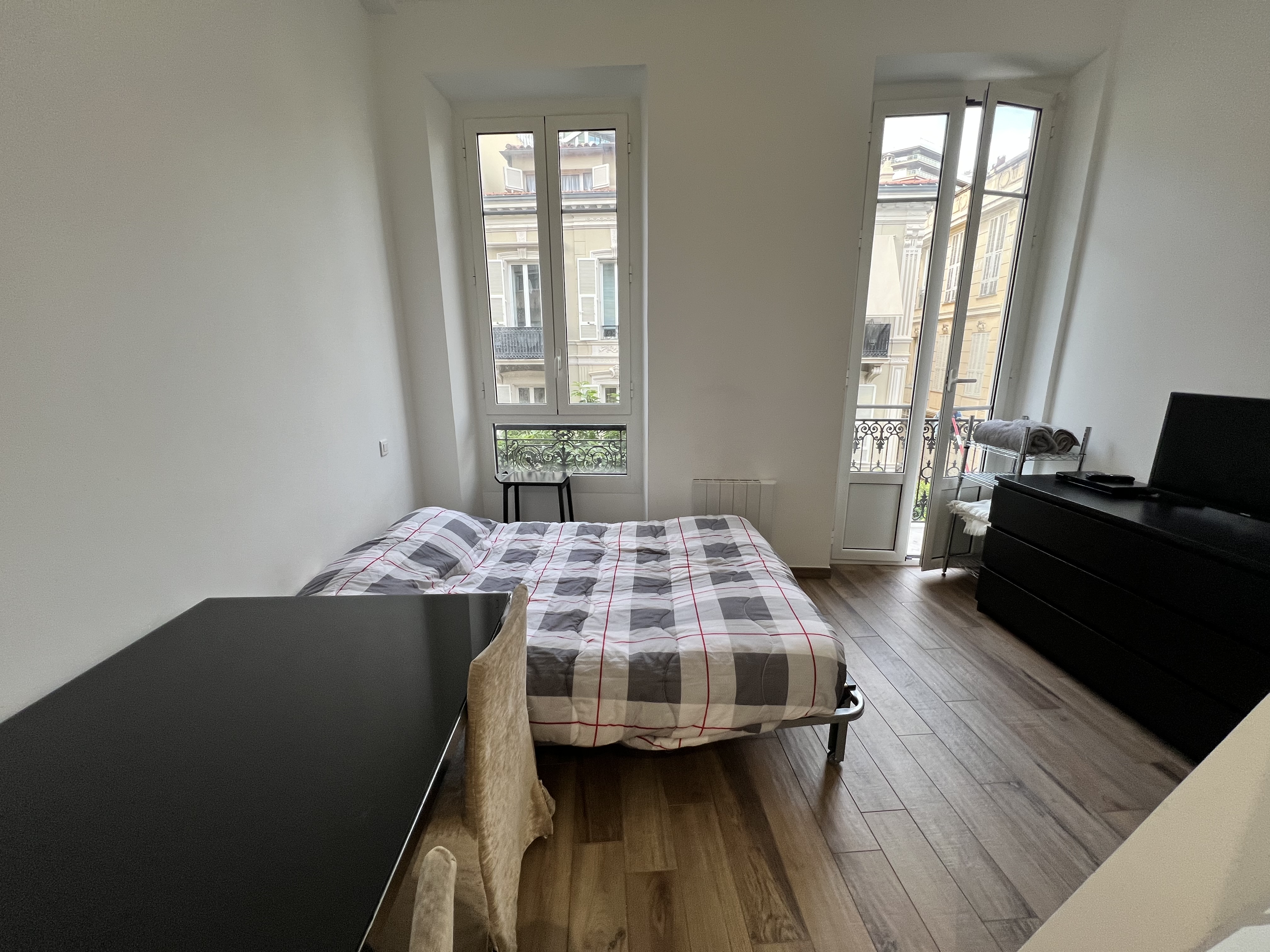 Studio near the port of Monaco!