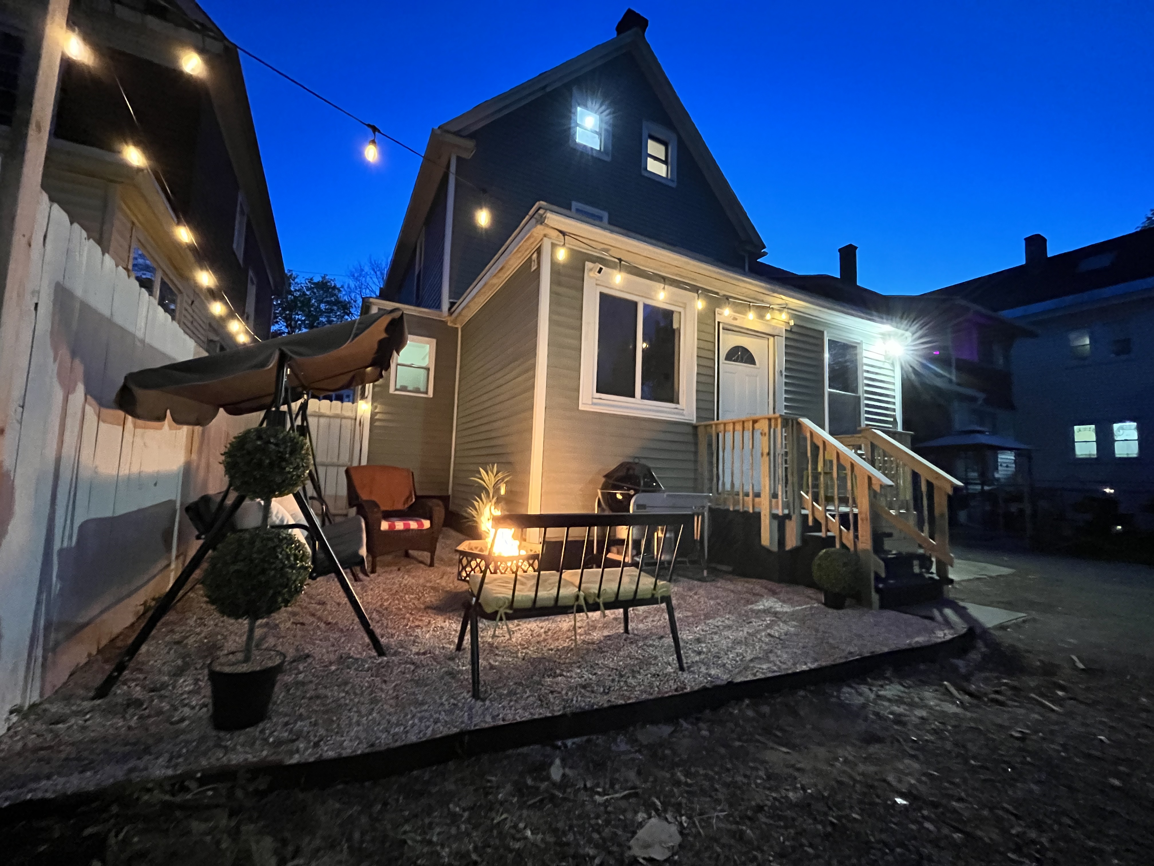 5BR/4BA Retreat | Fire Pit + BBQ in SEVENTH WARD, Albany