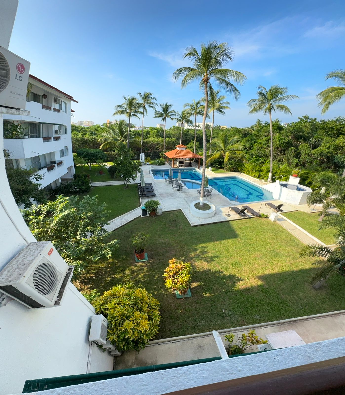 Family Escape in Ixtapa - Nautica