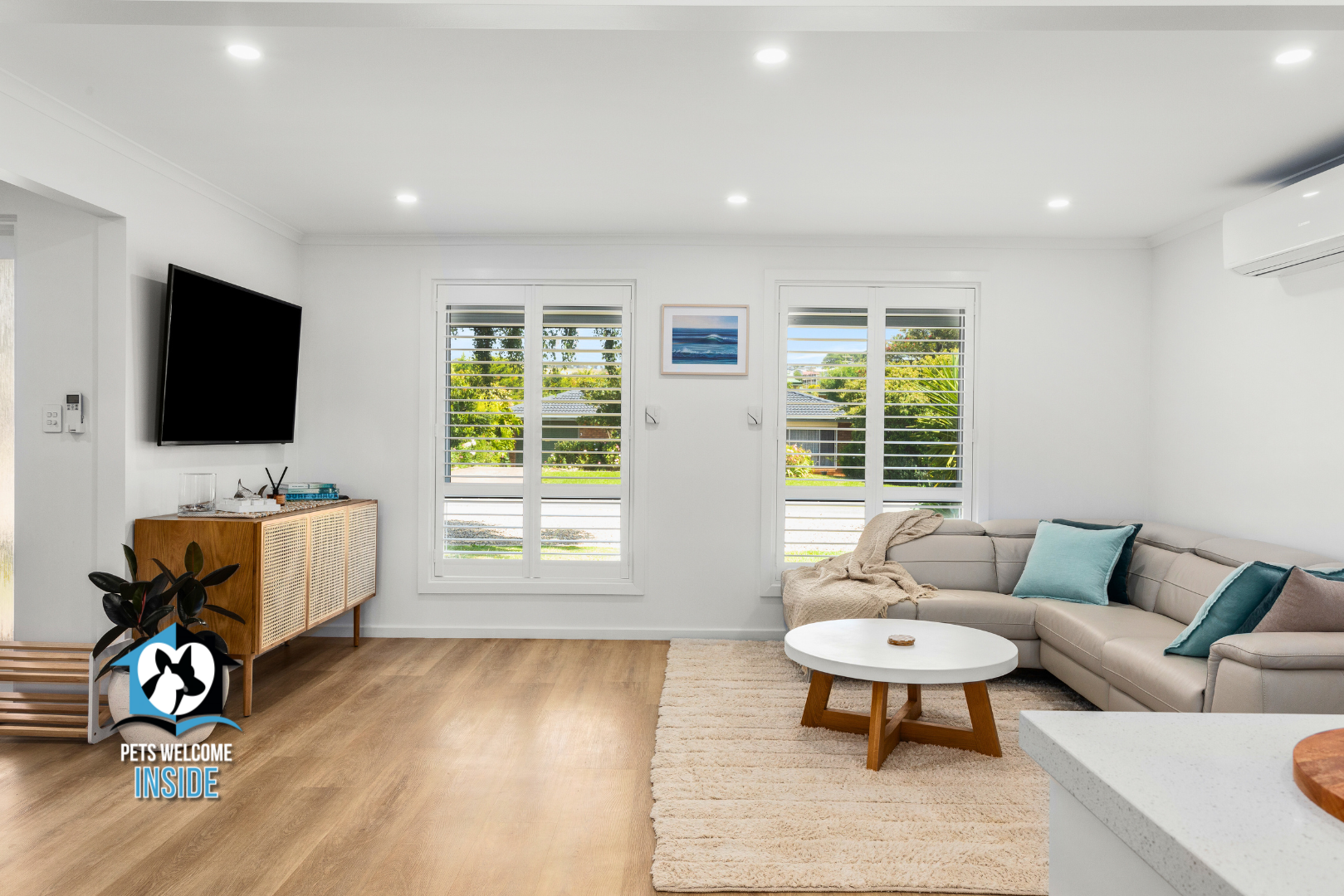 Hampton's Style Holiday Retreat-close to the beach