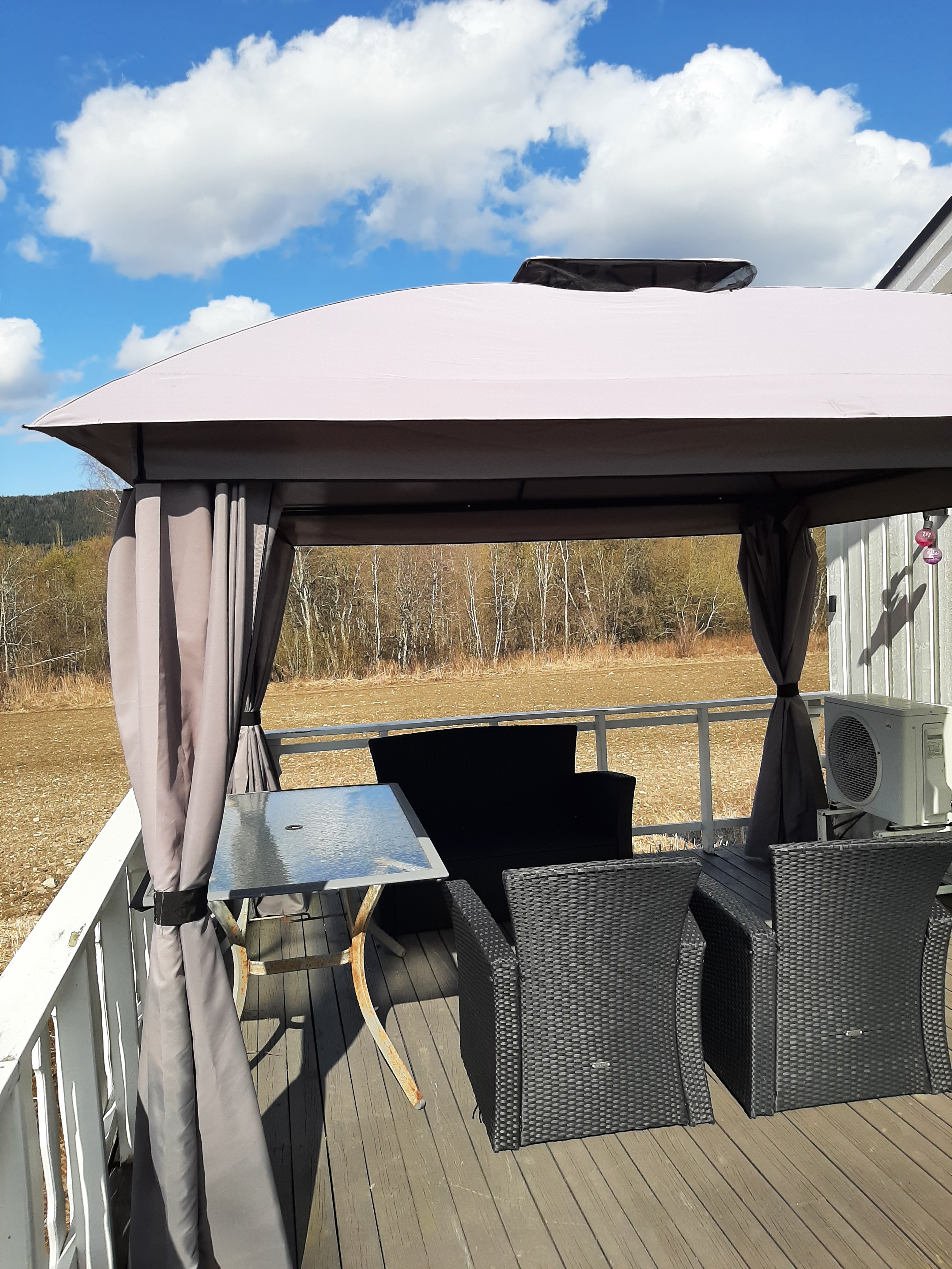 Cozy single-family home located in a quiet rural area