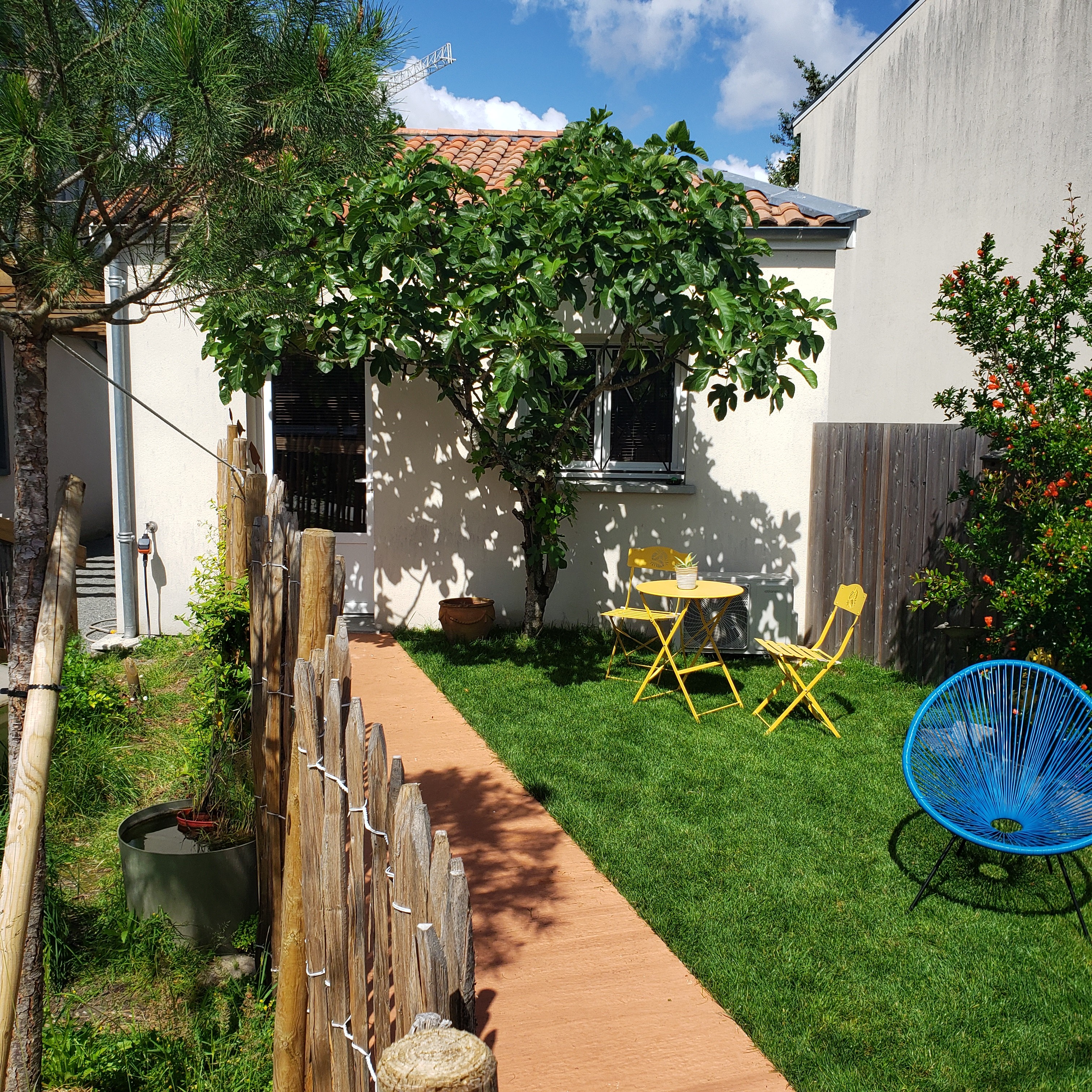 Cozy self-catering new studio and magical garden