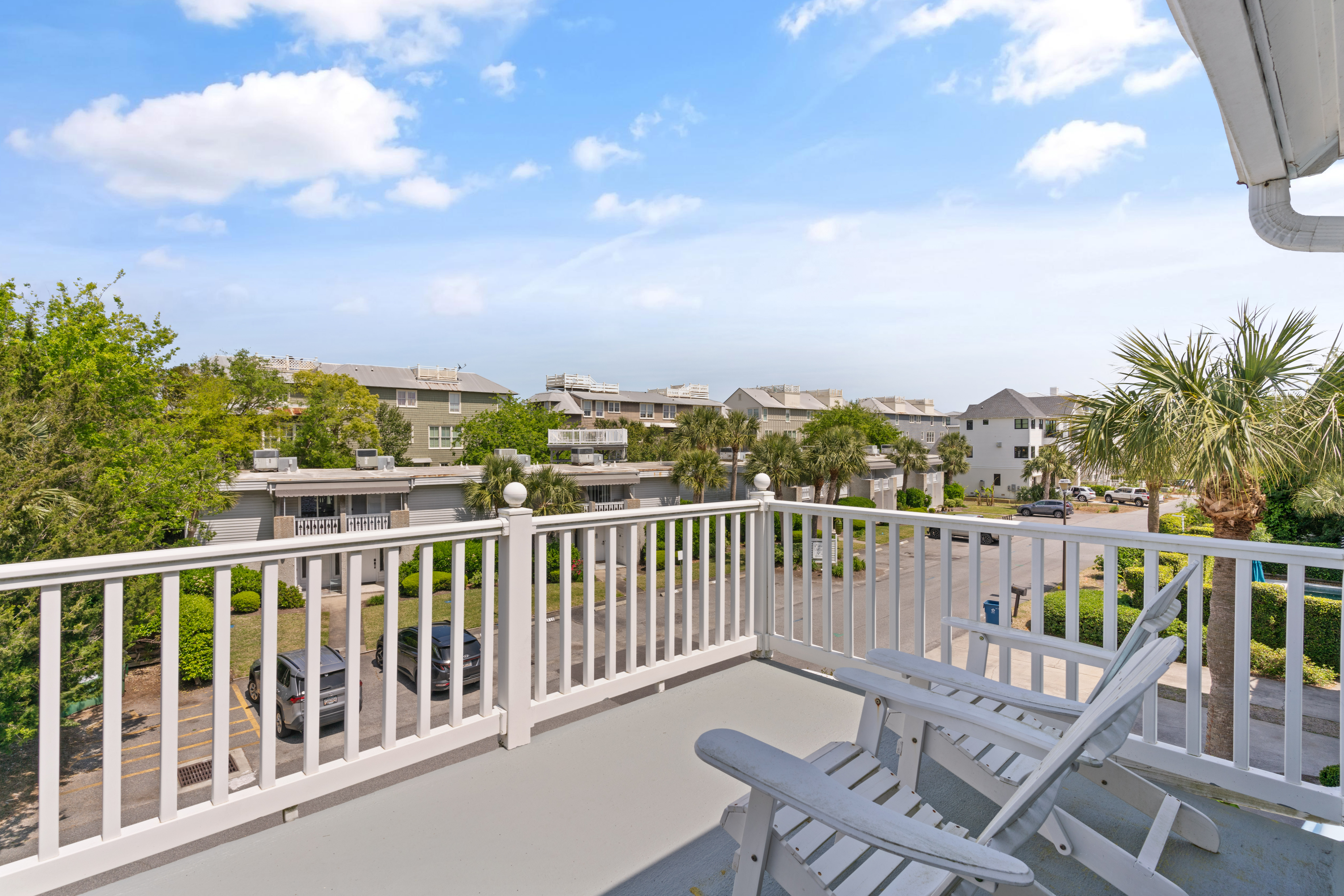 Sandy Shoes Cottage, Saint Simons Island - Townhouses for